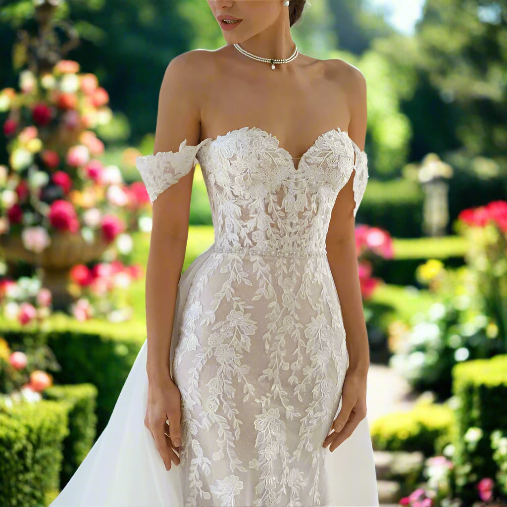 Lace Sweetheart Mermaid Wedding Dress