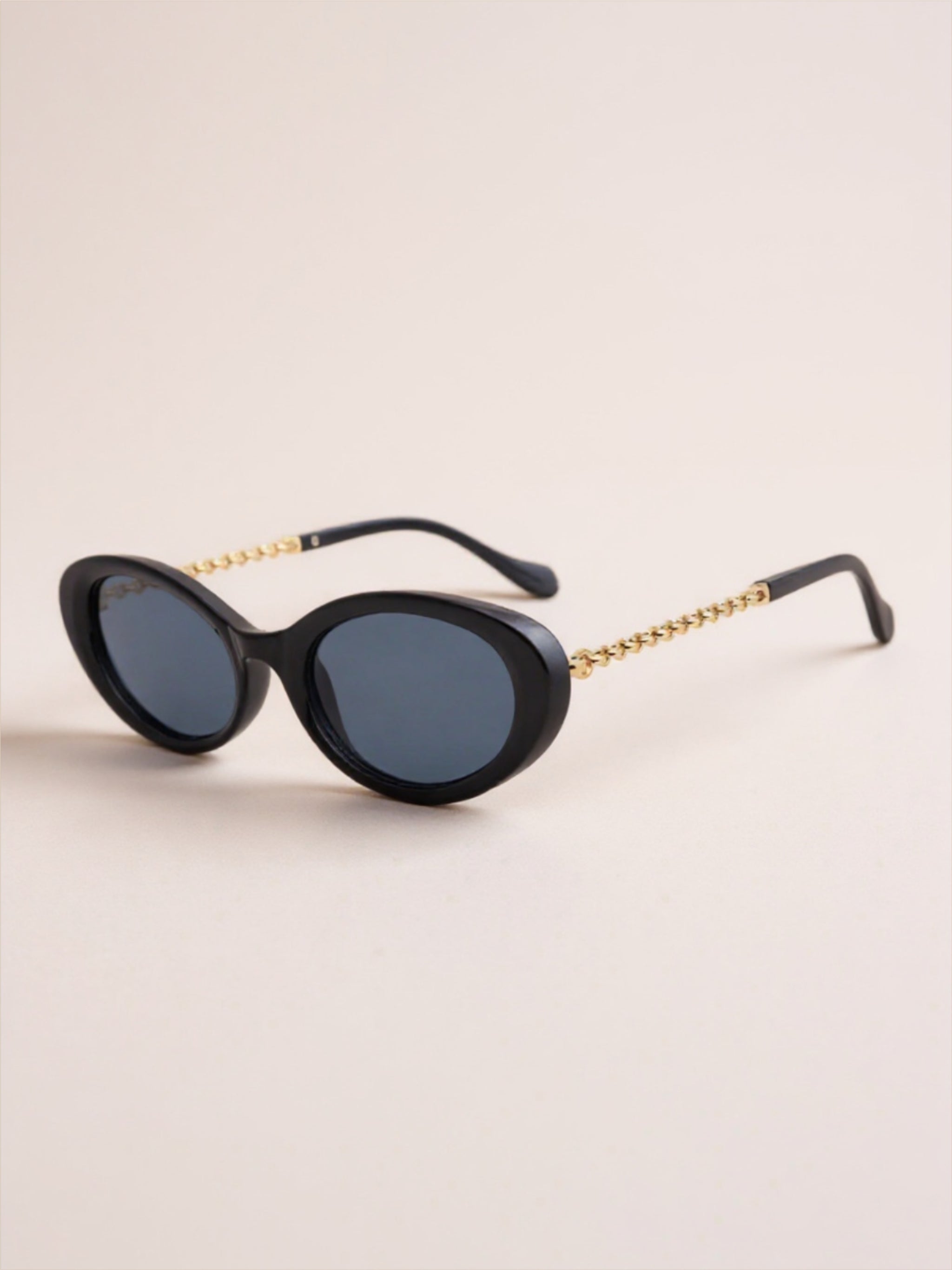 Cat-Eye Frame Sunglasses