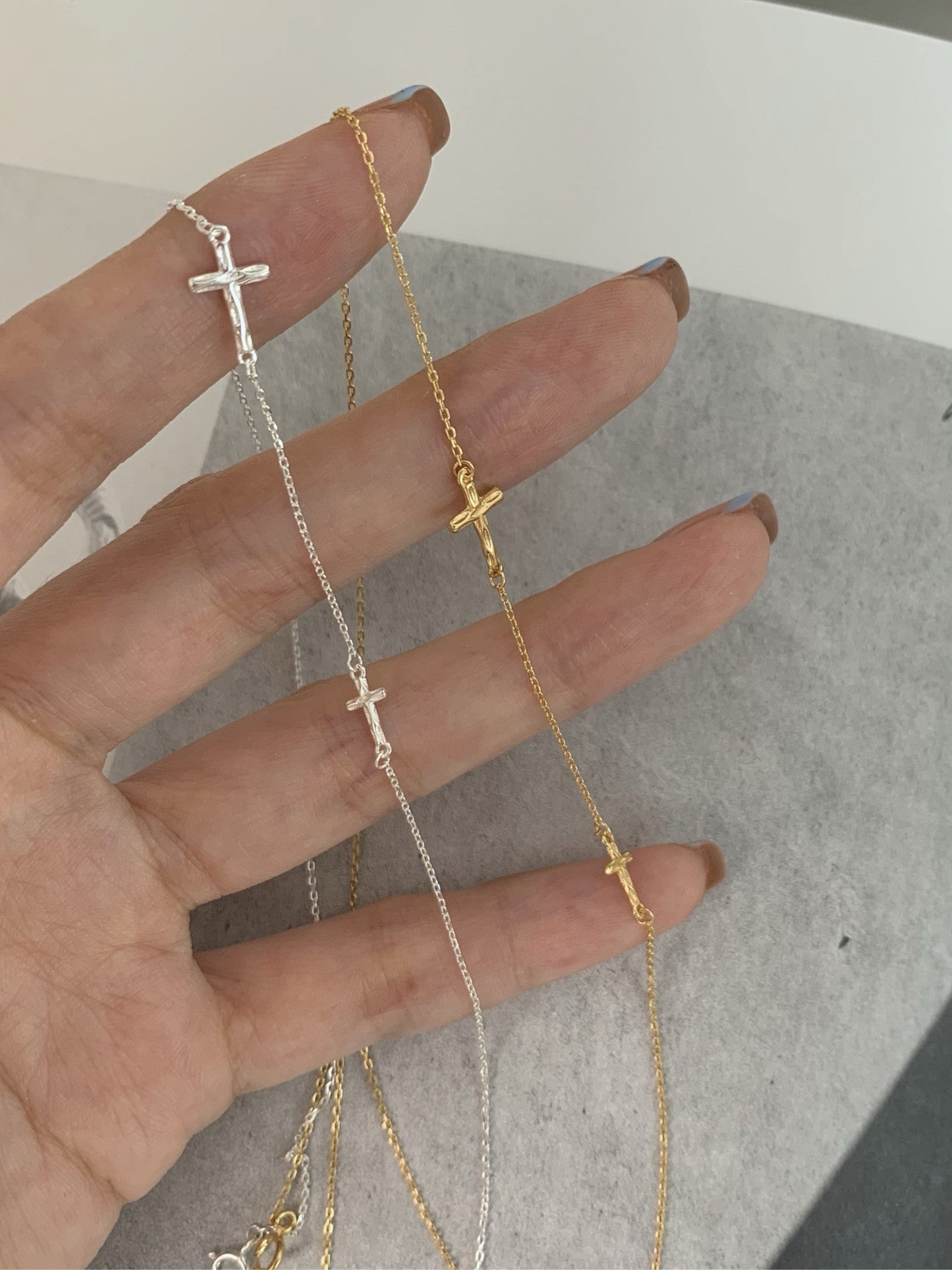 925 Sterling Silver Cross Charm Necklace