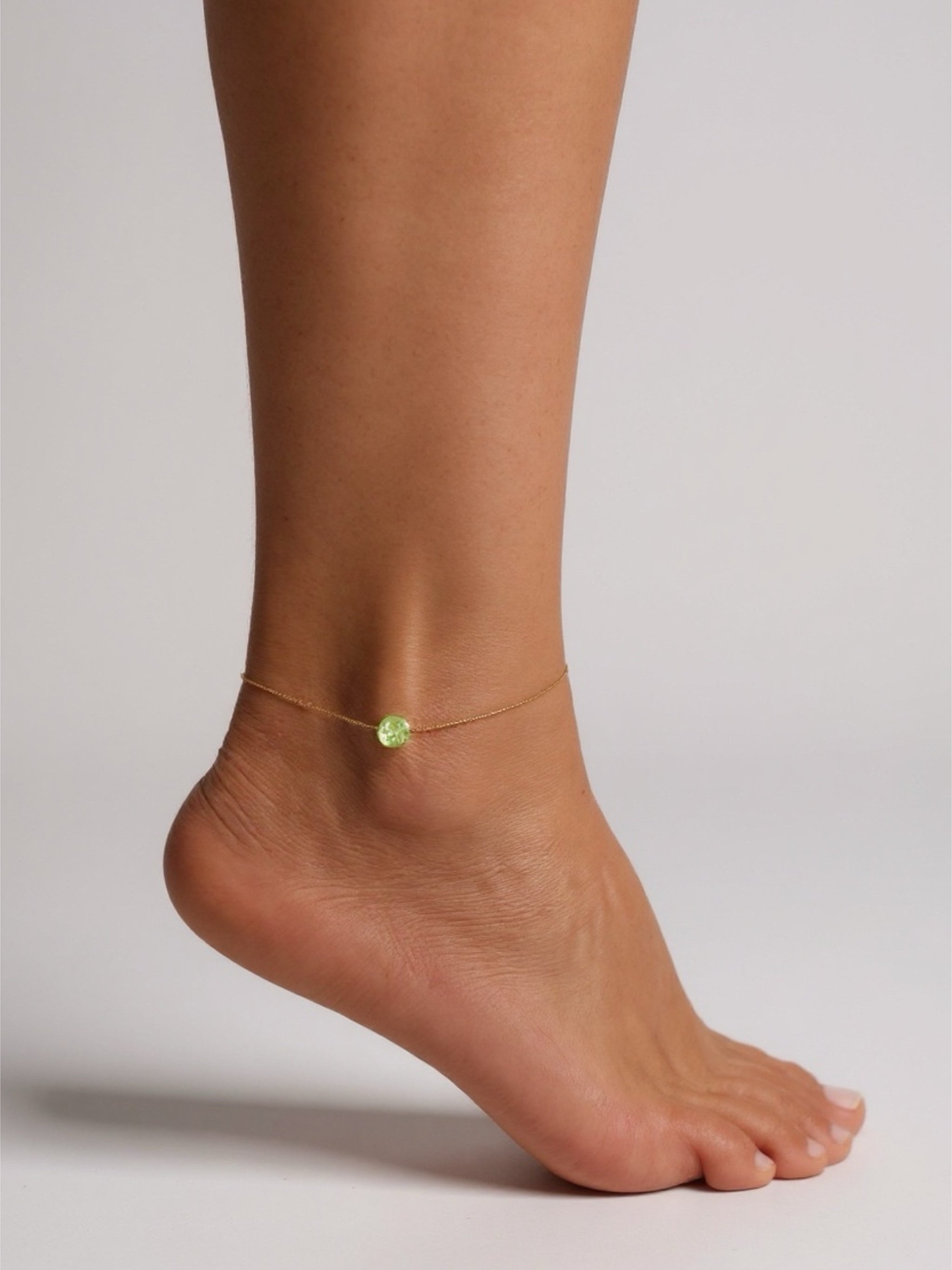 Gold Toned Glow in The Dark Charm Anklet