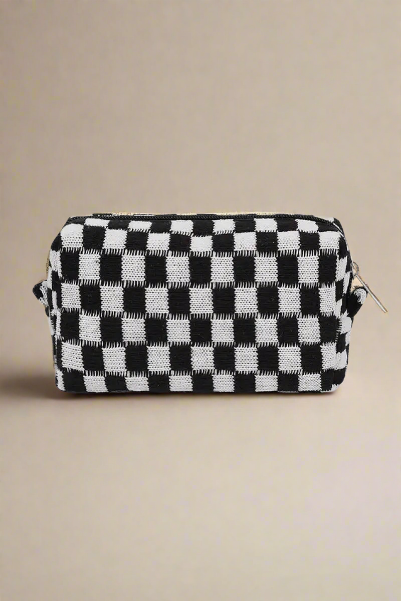 Checkered Pattern Knitted Cosmetic Pouch