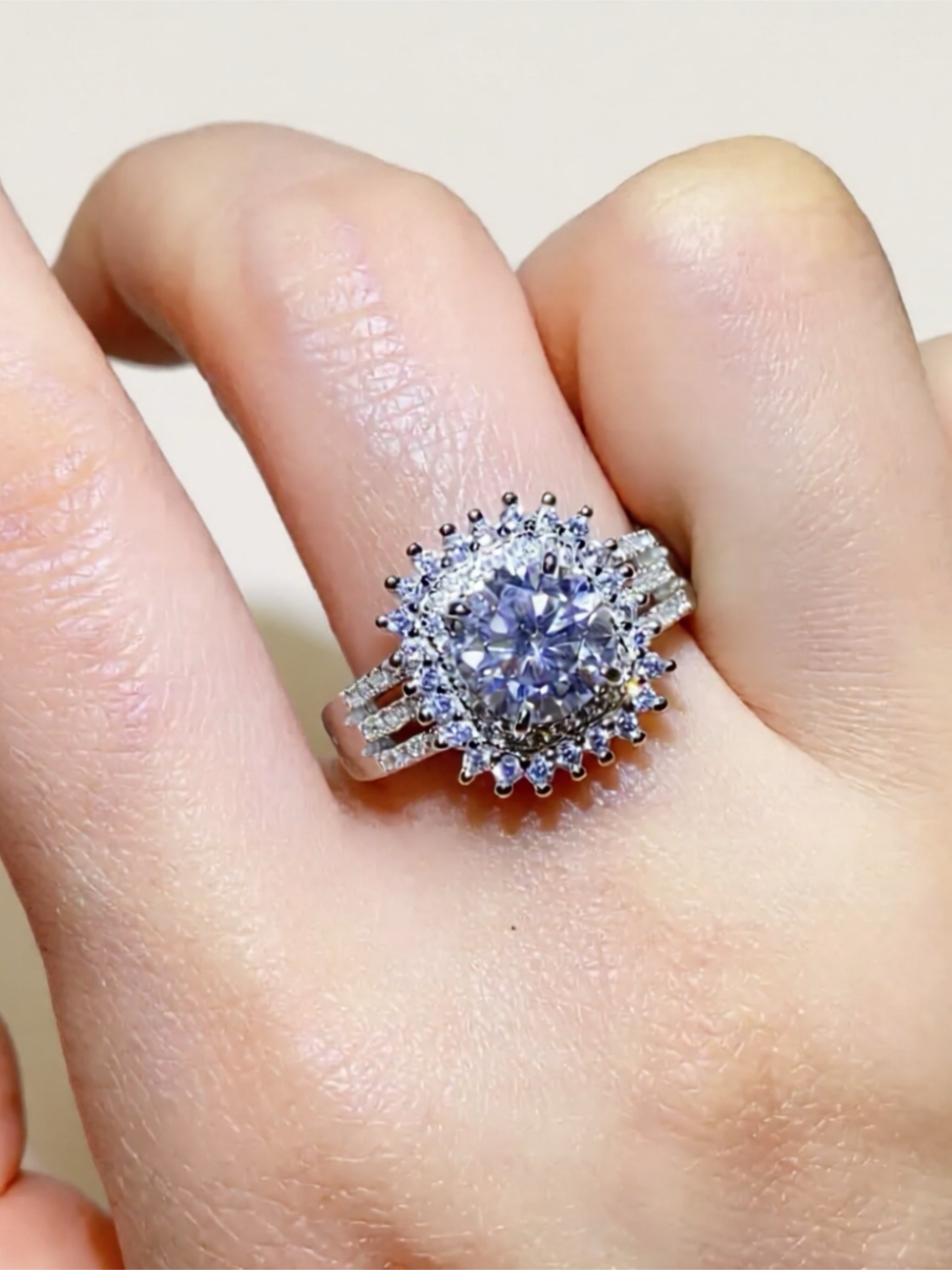 2 Carat Moissanite 925 Sterling Silver Ring