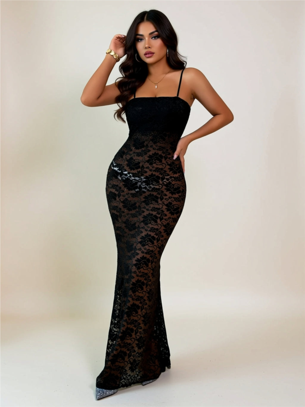 Elegant Lace Maxi Bodycon Dress with Spaghetti Straps