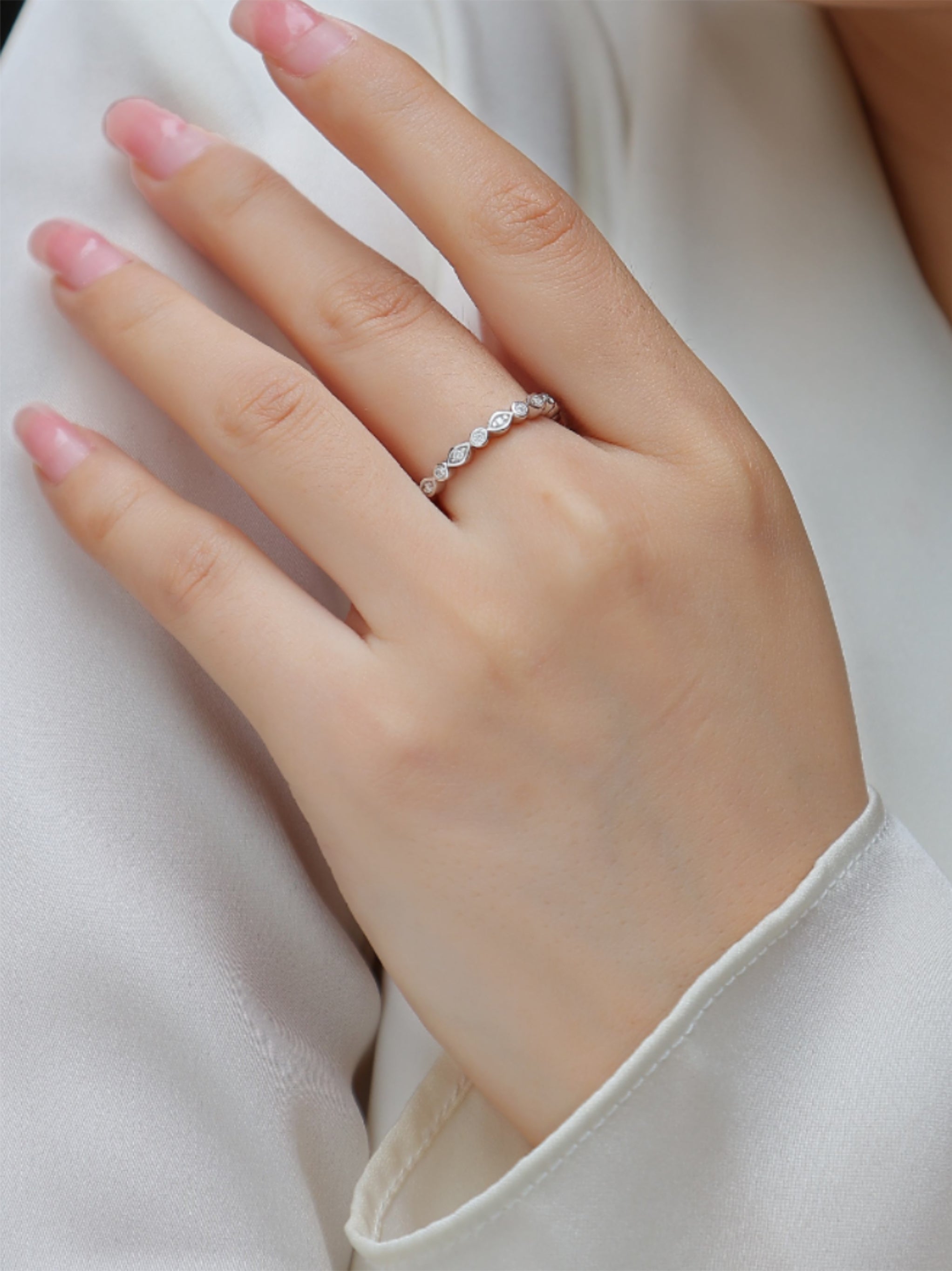 S925 Platinum‑Plated Marquise & Round Moissanite Eternity Band