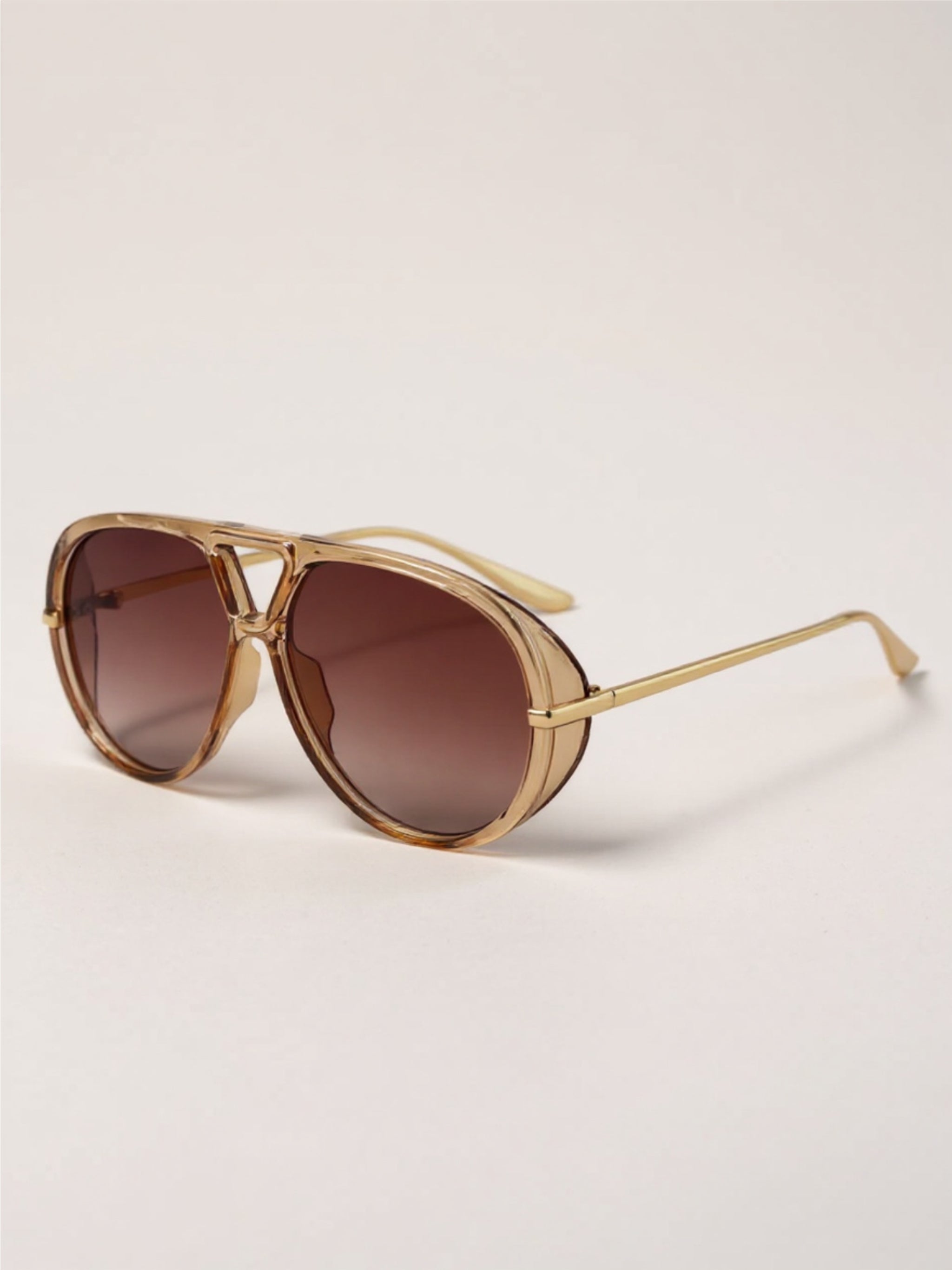 Aviator Sunglasses with Yellow Tinted Lenses