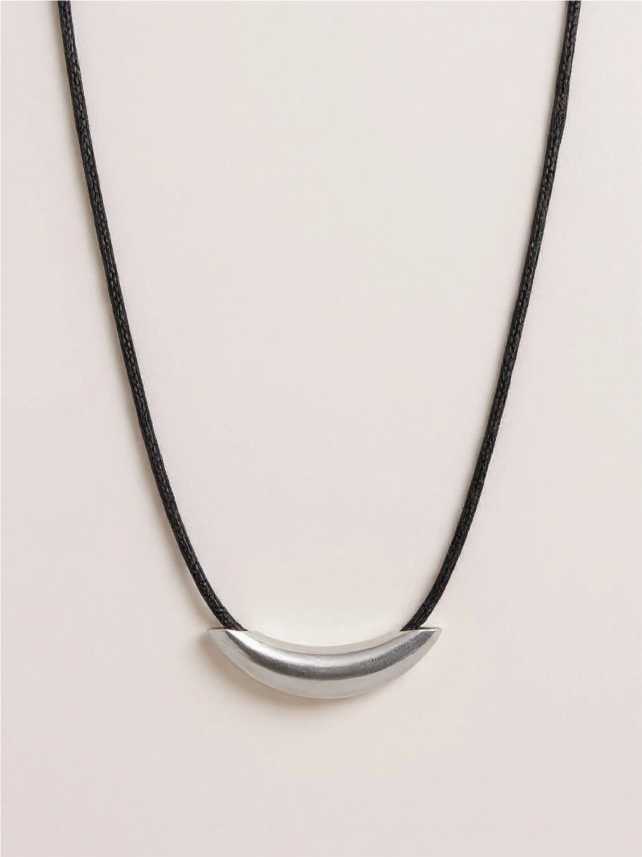 Stainless Steel Curved Bar Necklace with Leather Rope