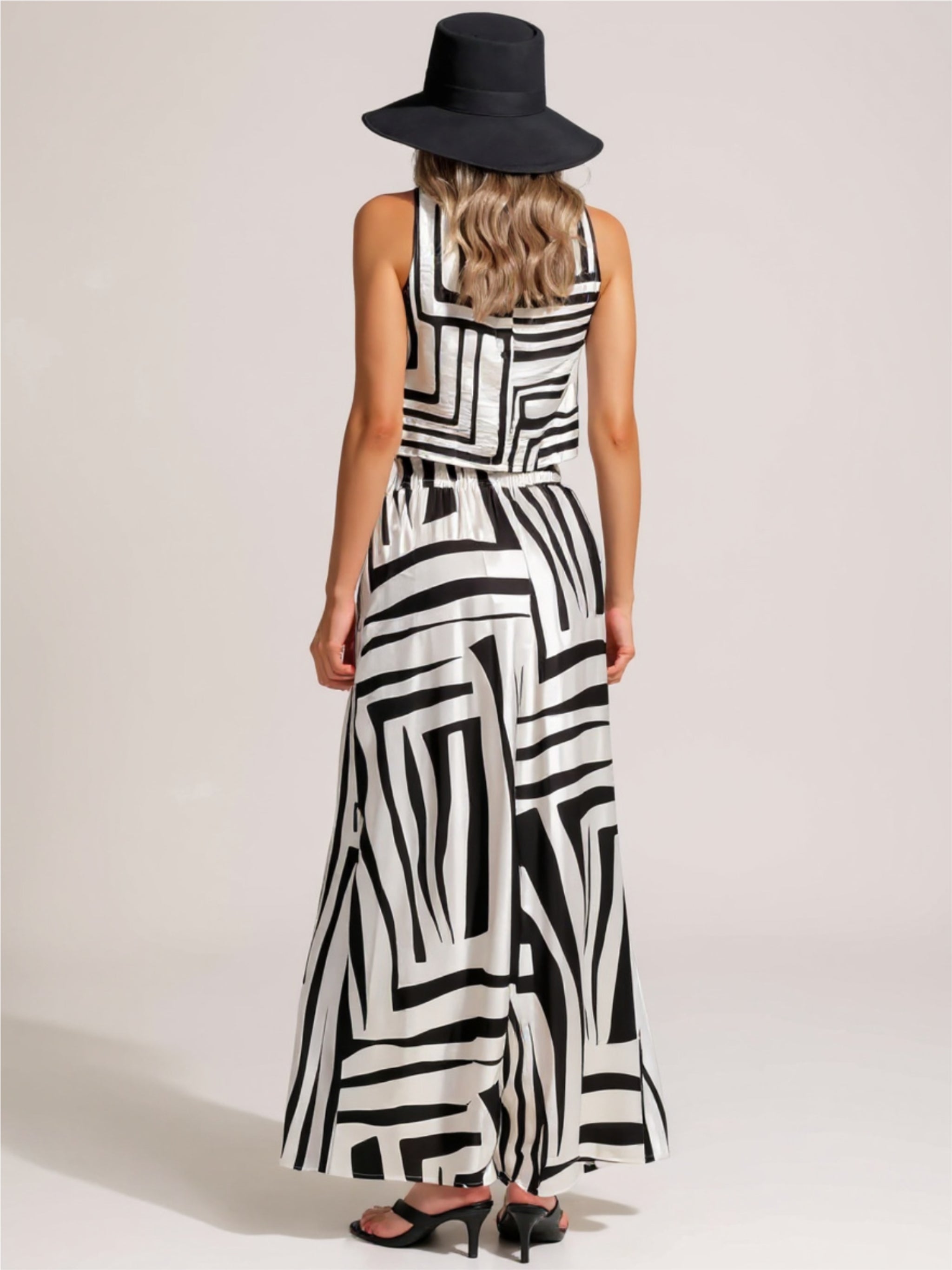 Geometric Print Sleeveless Top & Wide Leg Pants Set
