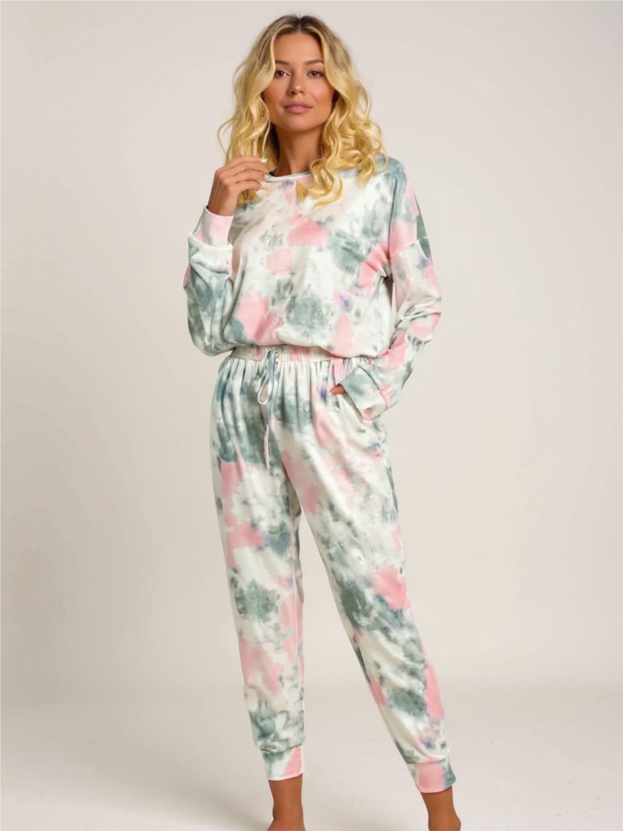 Gray Tie-Dye Round Neck Top & Drawstring Pants Lounge Set