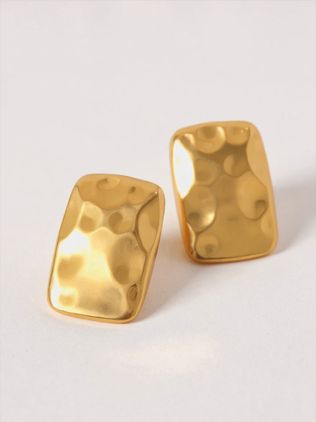 18K Gold Square Earrings