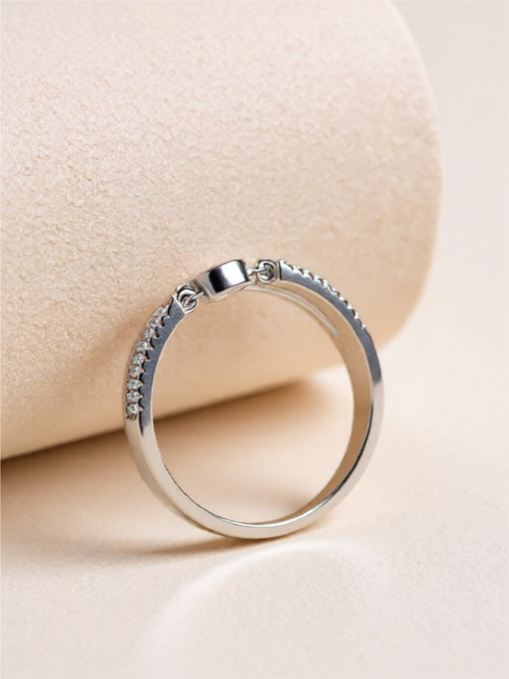 Moissanite Cutout 925 Sterling Silver Ring