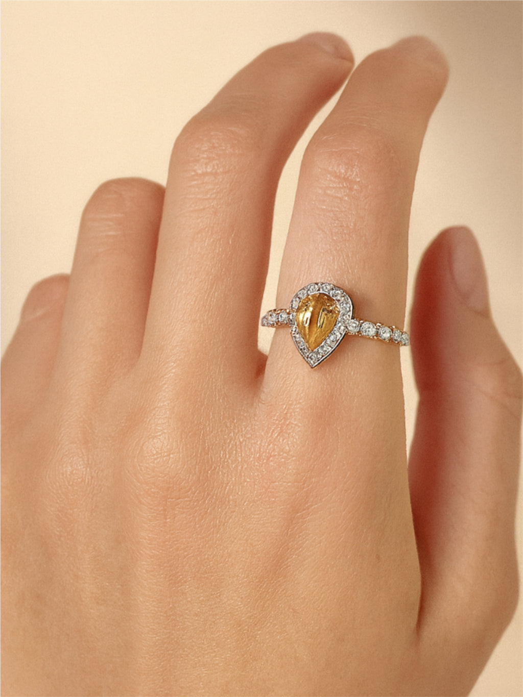 1 Carat Moissanite Contrast Teardrop 925 Sterling Silver Ring