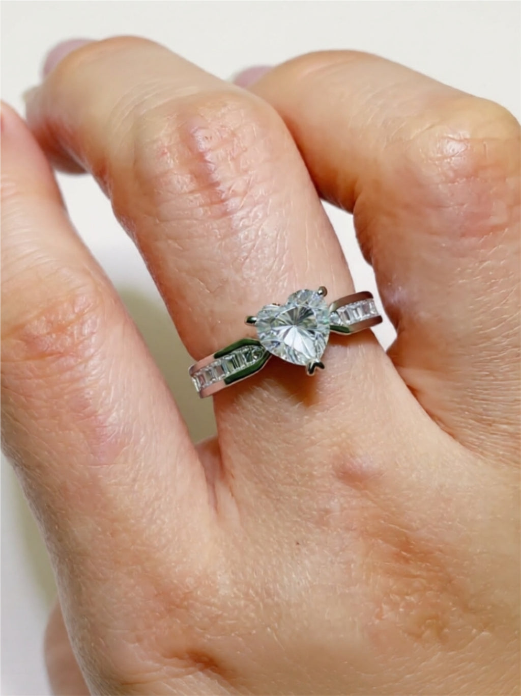 1 Carat Moissanite 925 Sterling Silver Ring