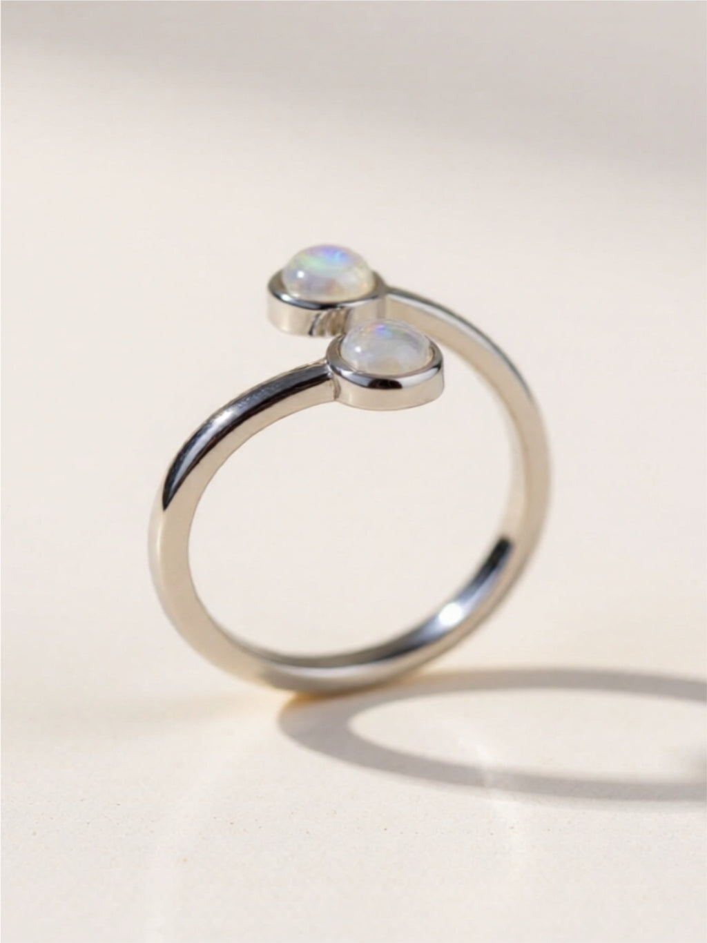 Rainbow Moonstone 925 Sterling Silver Ring