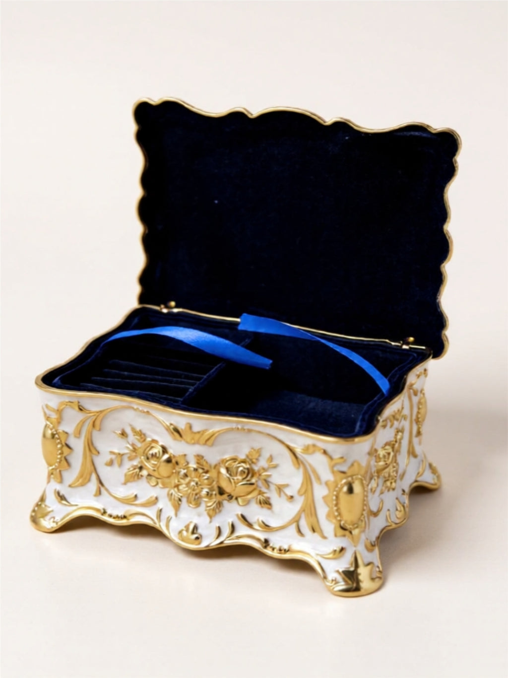 Large Vintage Alloy Jewelry Box – Elegant Floral Design with Velvet Interior