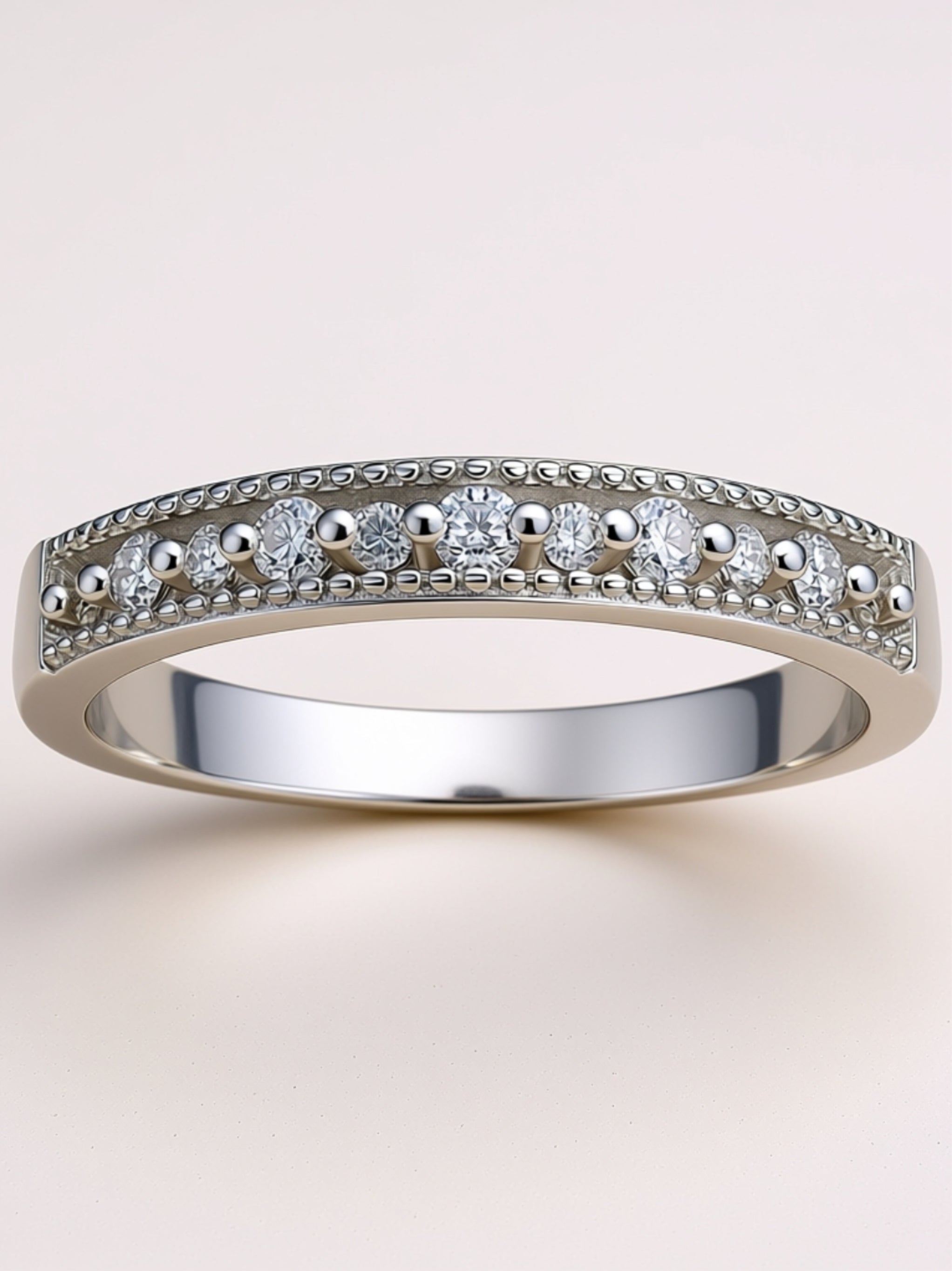 S925 Platinum‑Plated Vintage Moissanite Band