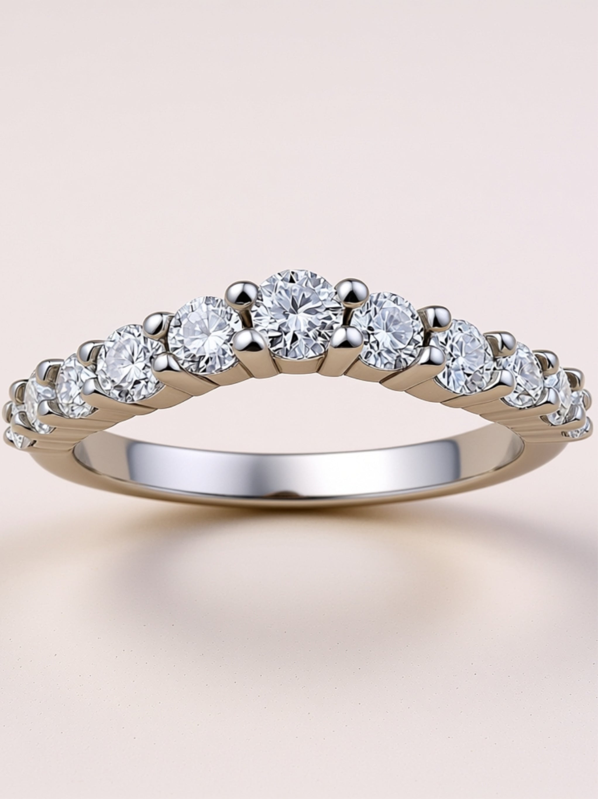 Round‑Cut Moissanite Band