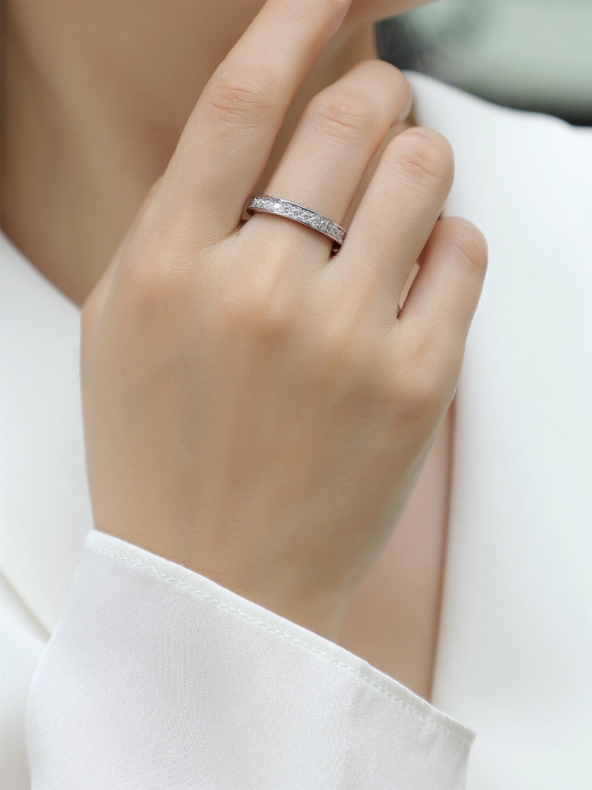 Moissanite Eternity Band in Platinum-Plated S925 Silver