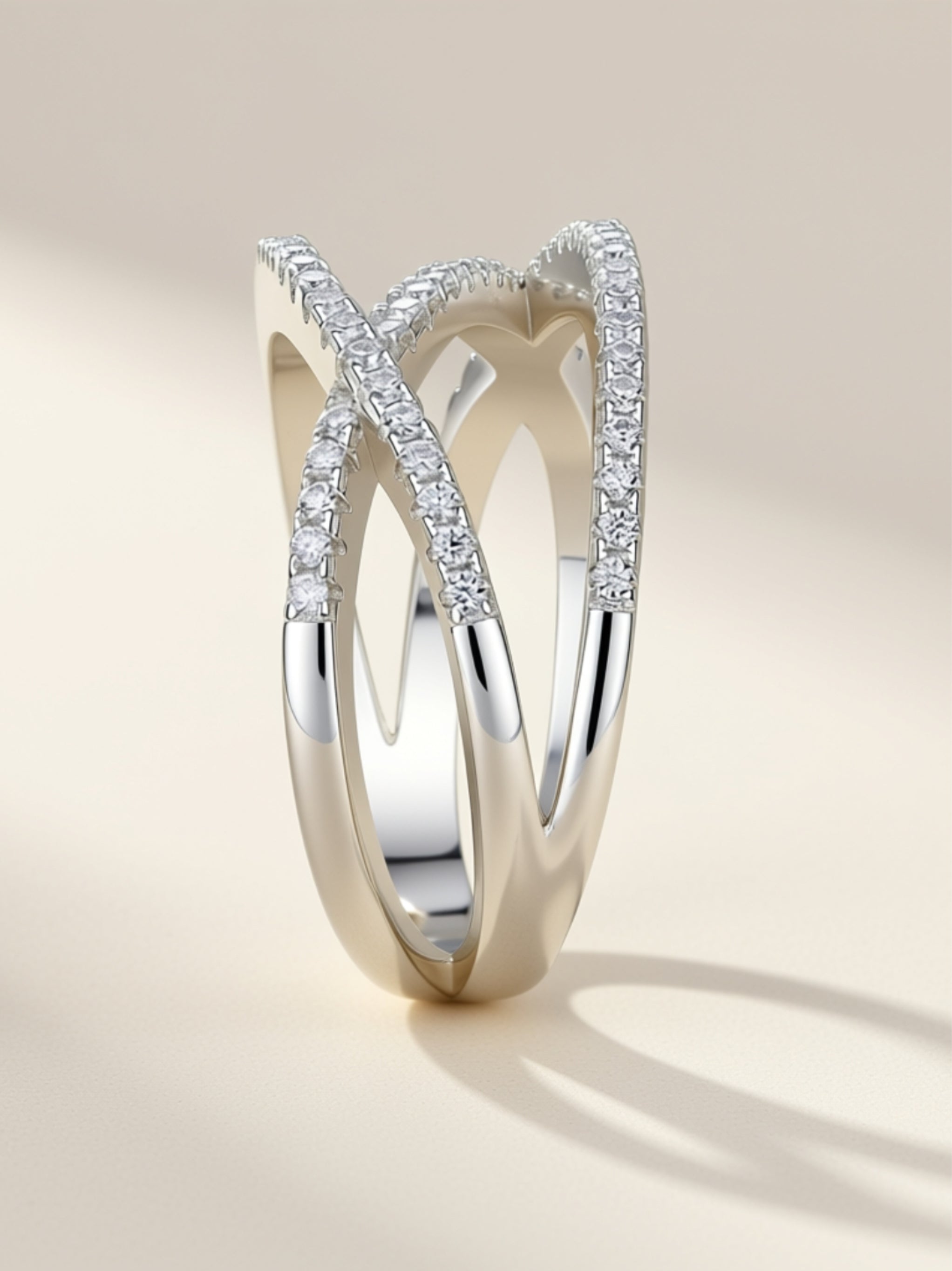 Platinum-Plated S925 Crisscross Moissanite Band