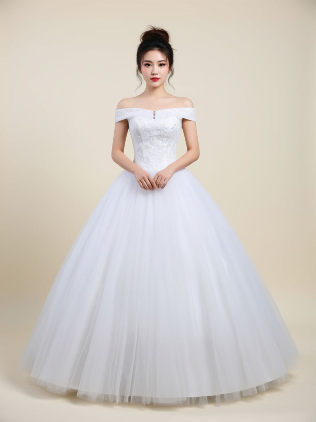 Off‑Shoulder White Ball Gown Wedding Dress with Lace Bodice & Full Tulle Skirt