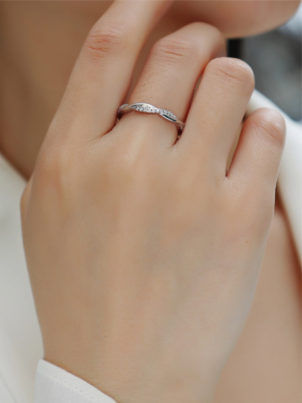 Twisted Moissanite Band Ring