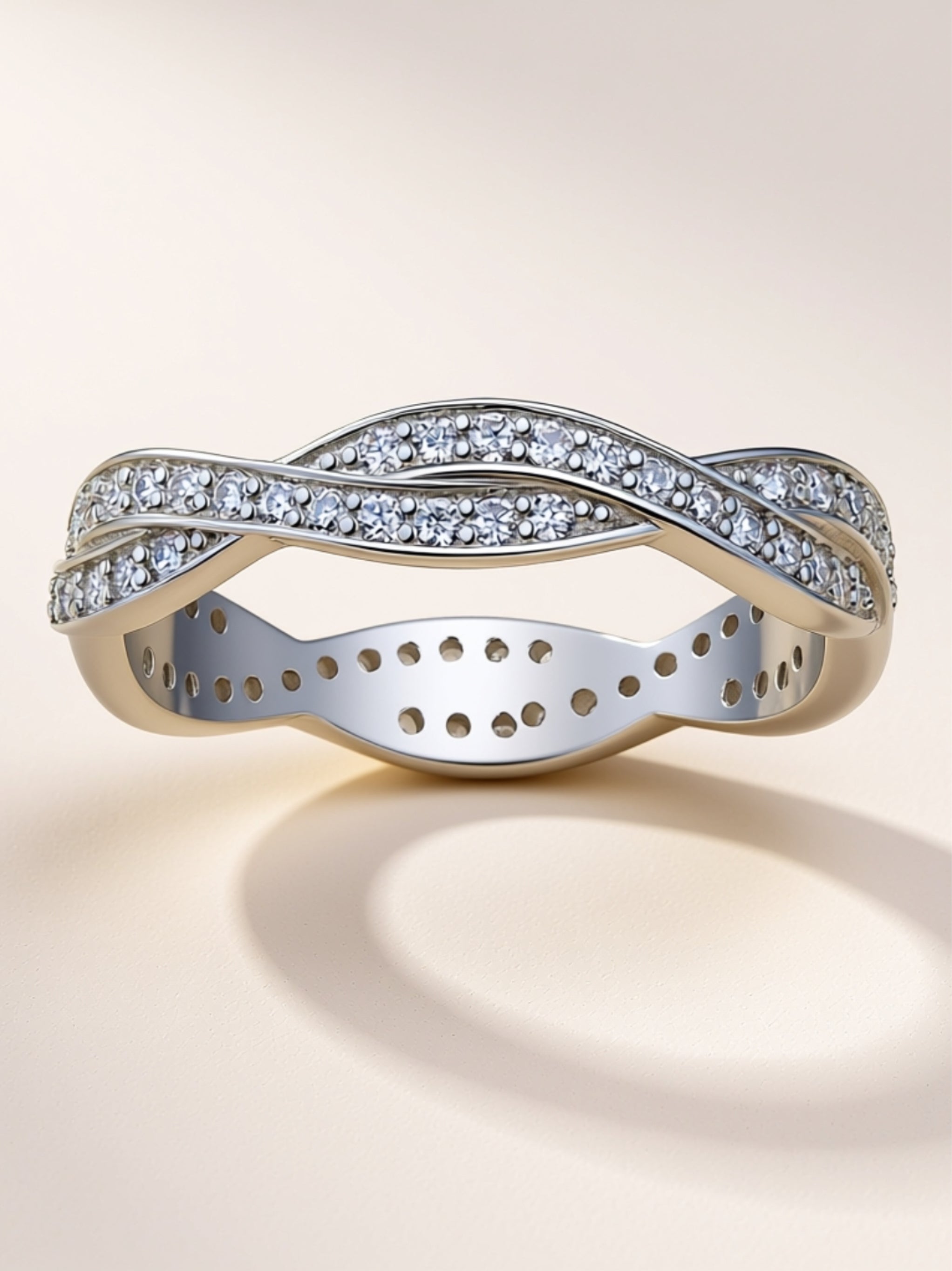 S925 Platinum‑Plated Twisted Moissanite Band