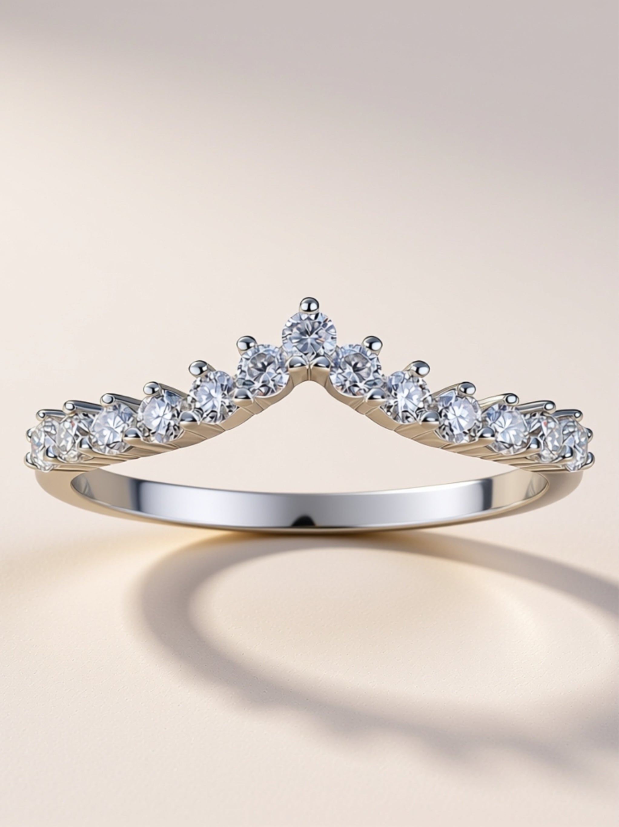 V‑Shaped Moissanite Crown Band