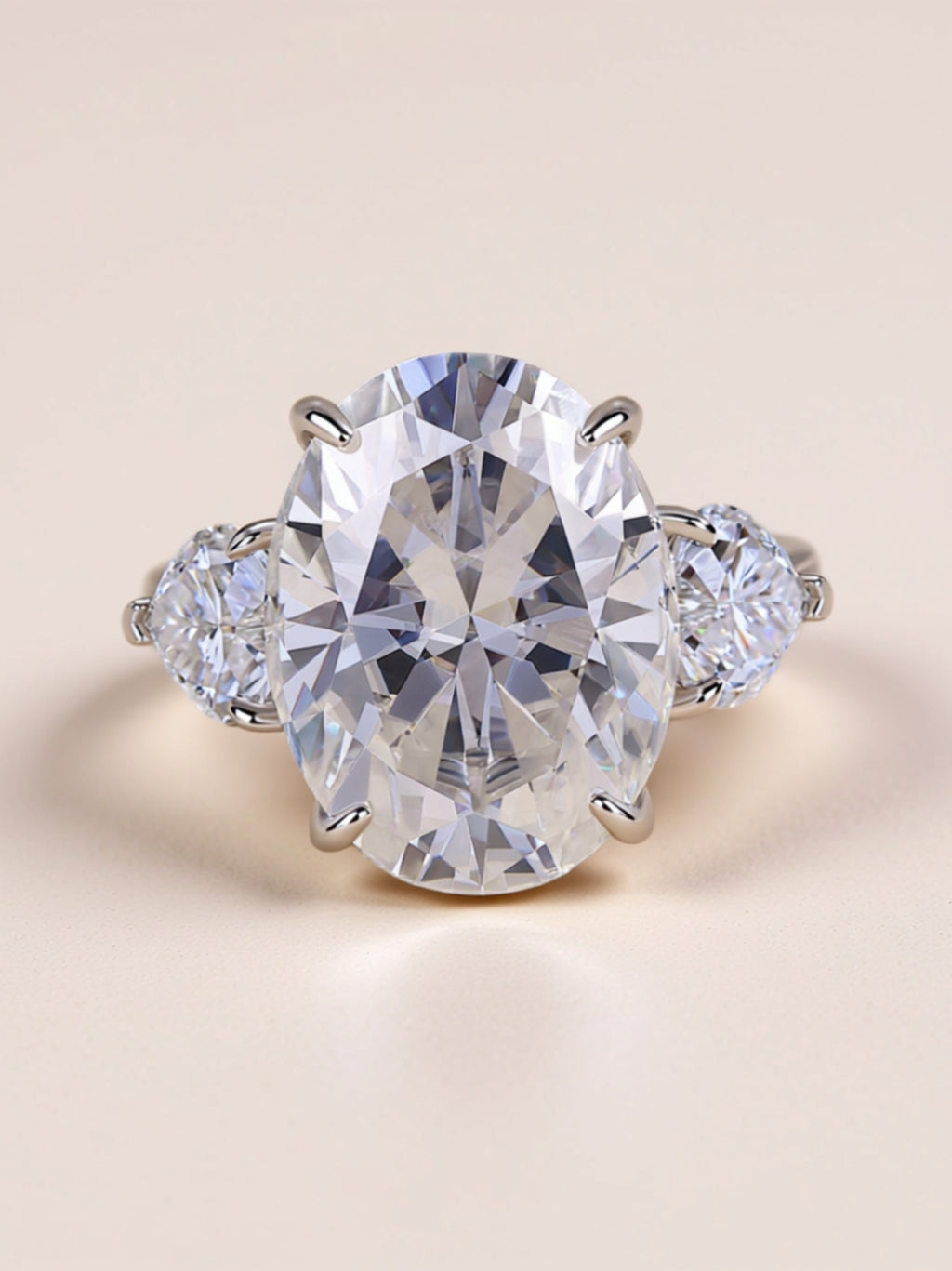 Egg‑Shaped Moissanite Ring