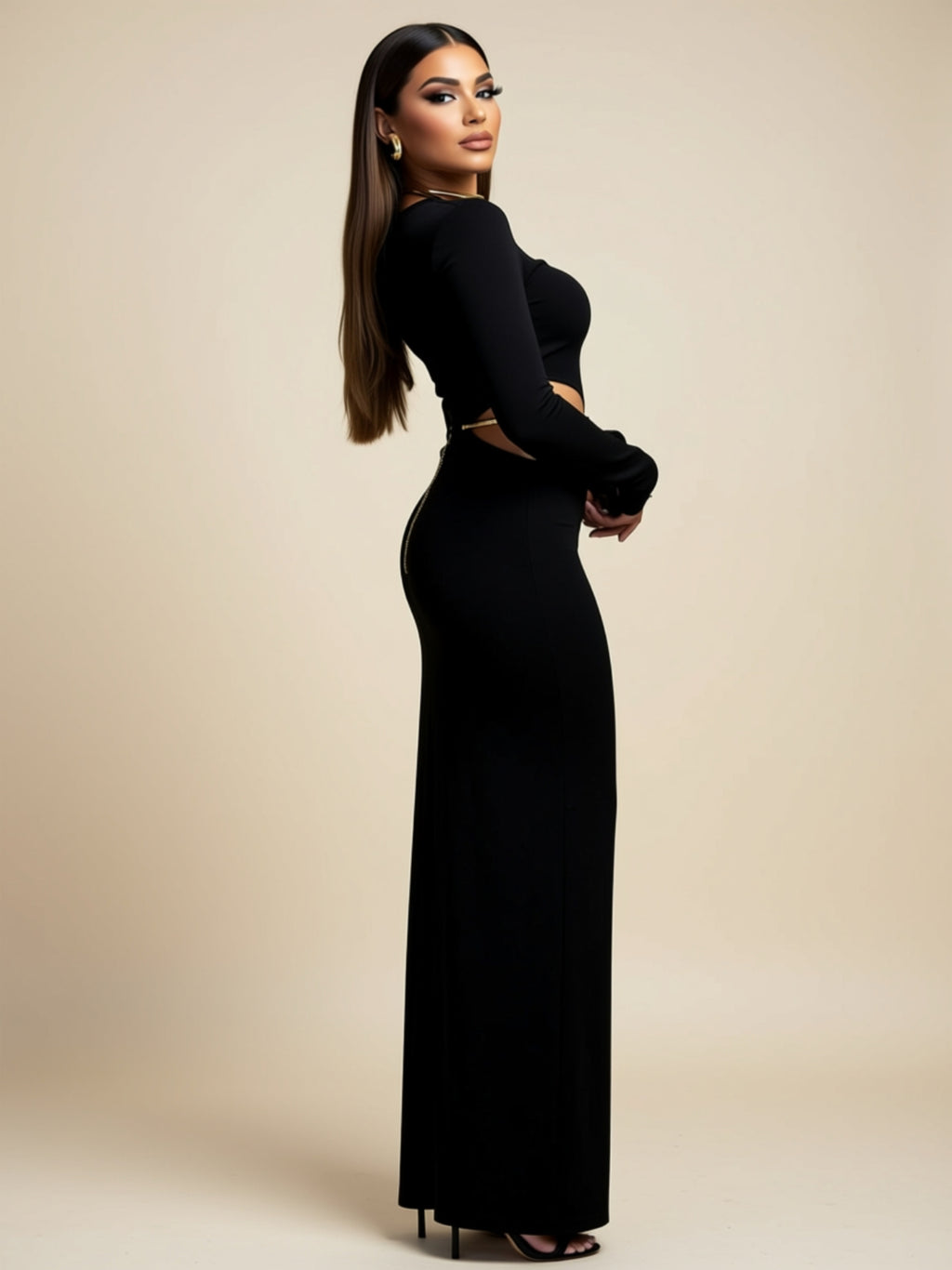 Cut Out Long Sleeve Maxi Dress with Waist Chain