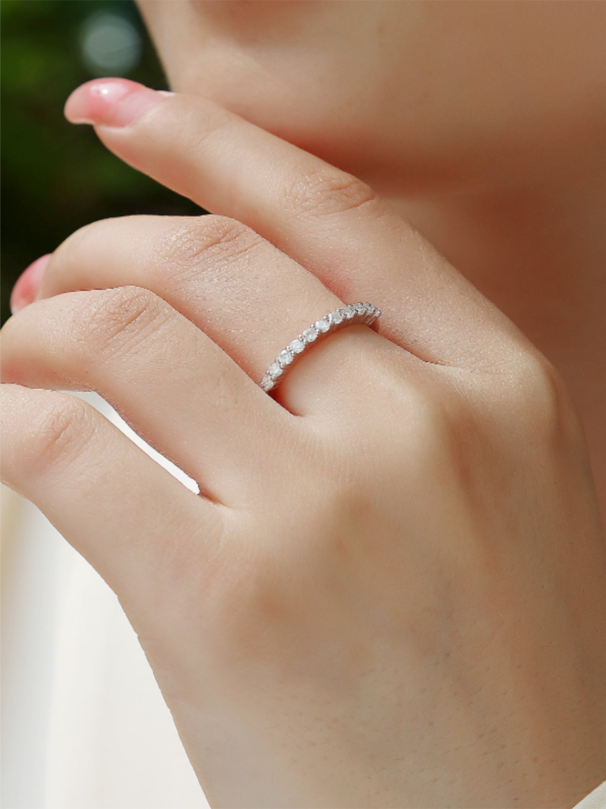 S925 Platinum‑Plated Prong‑Set Moissanite Band