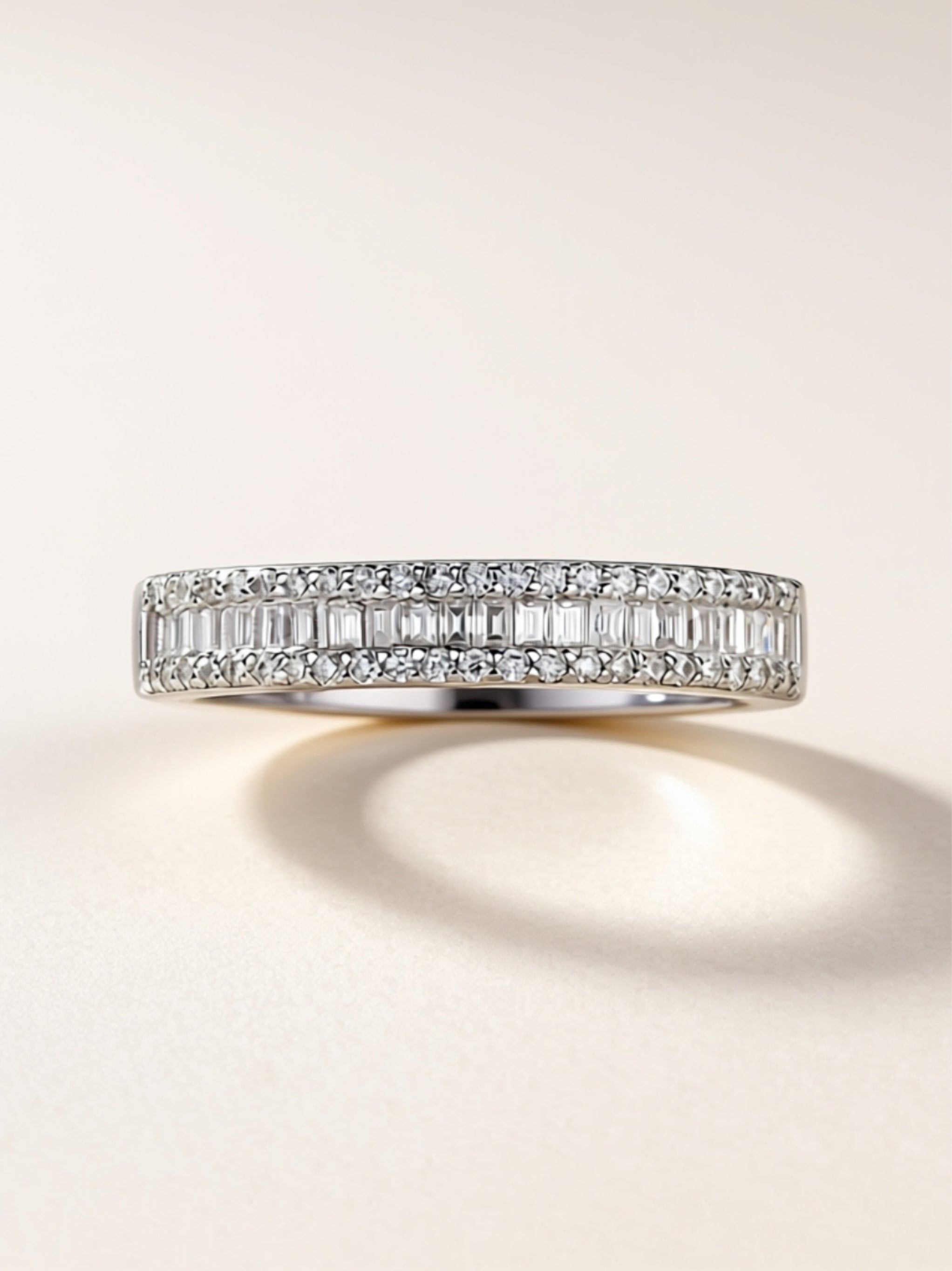 Elegant Baguette Moissanite Band Ring in Platinum‑Plated S925 Silver