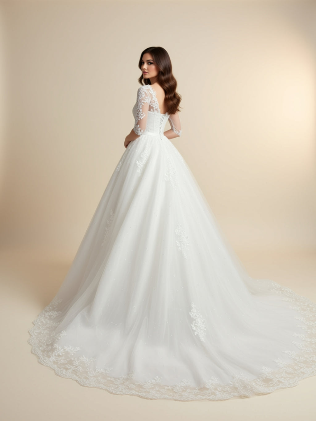 Elegant Lace Long‑Sleeve Ball Gown Wedding Dress