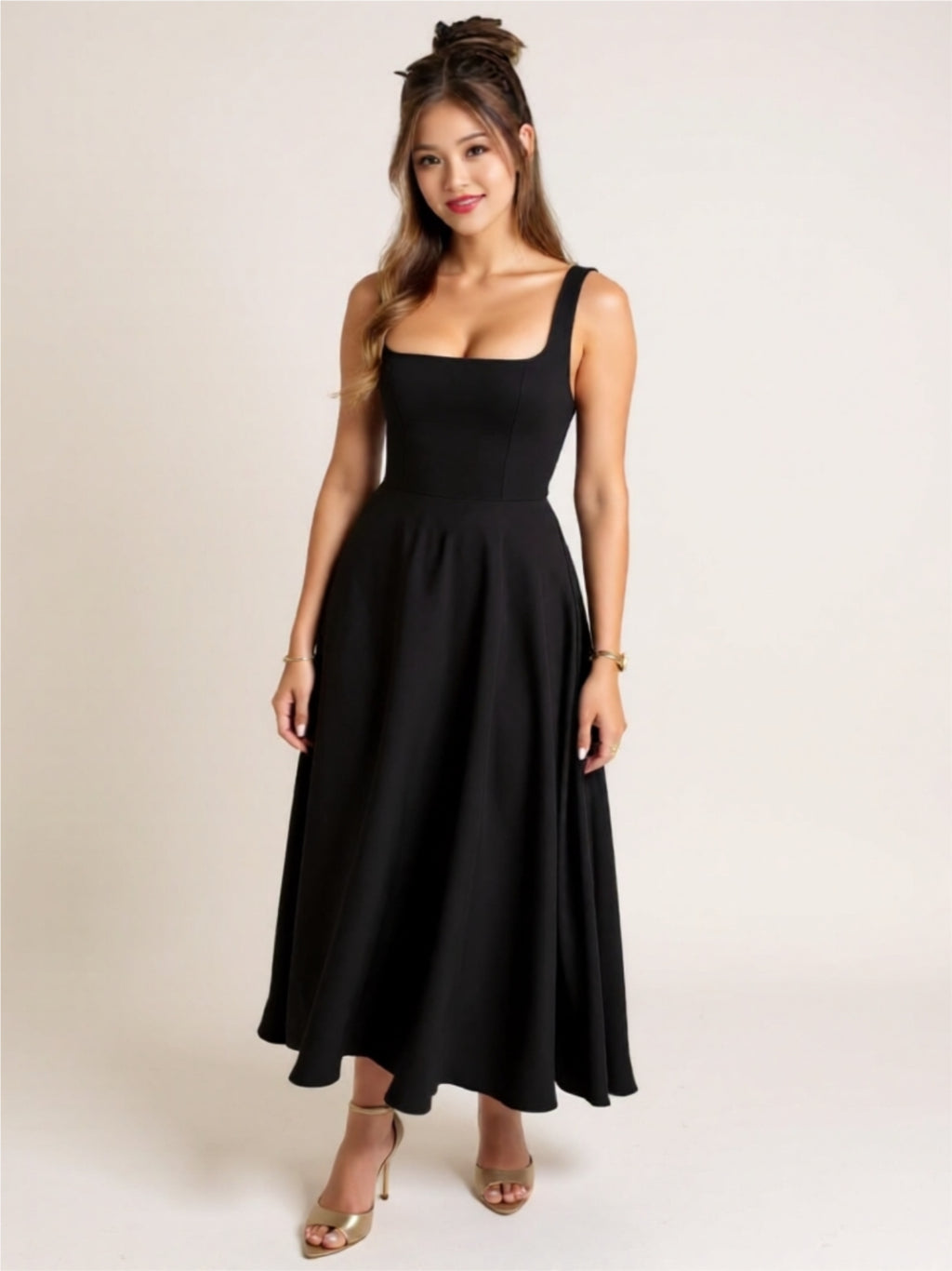 Elegant Square Neck Midi Dress – Fitted Bodice & Flowing Skir