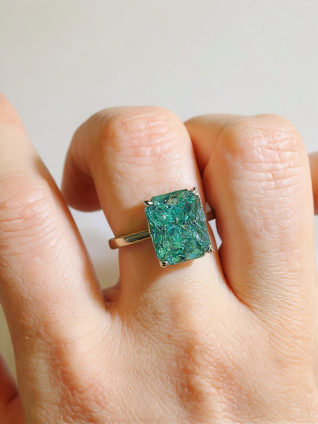 2 Carat 925 Sterling Silver Green Moissanite Rectangle Ring