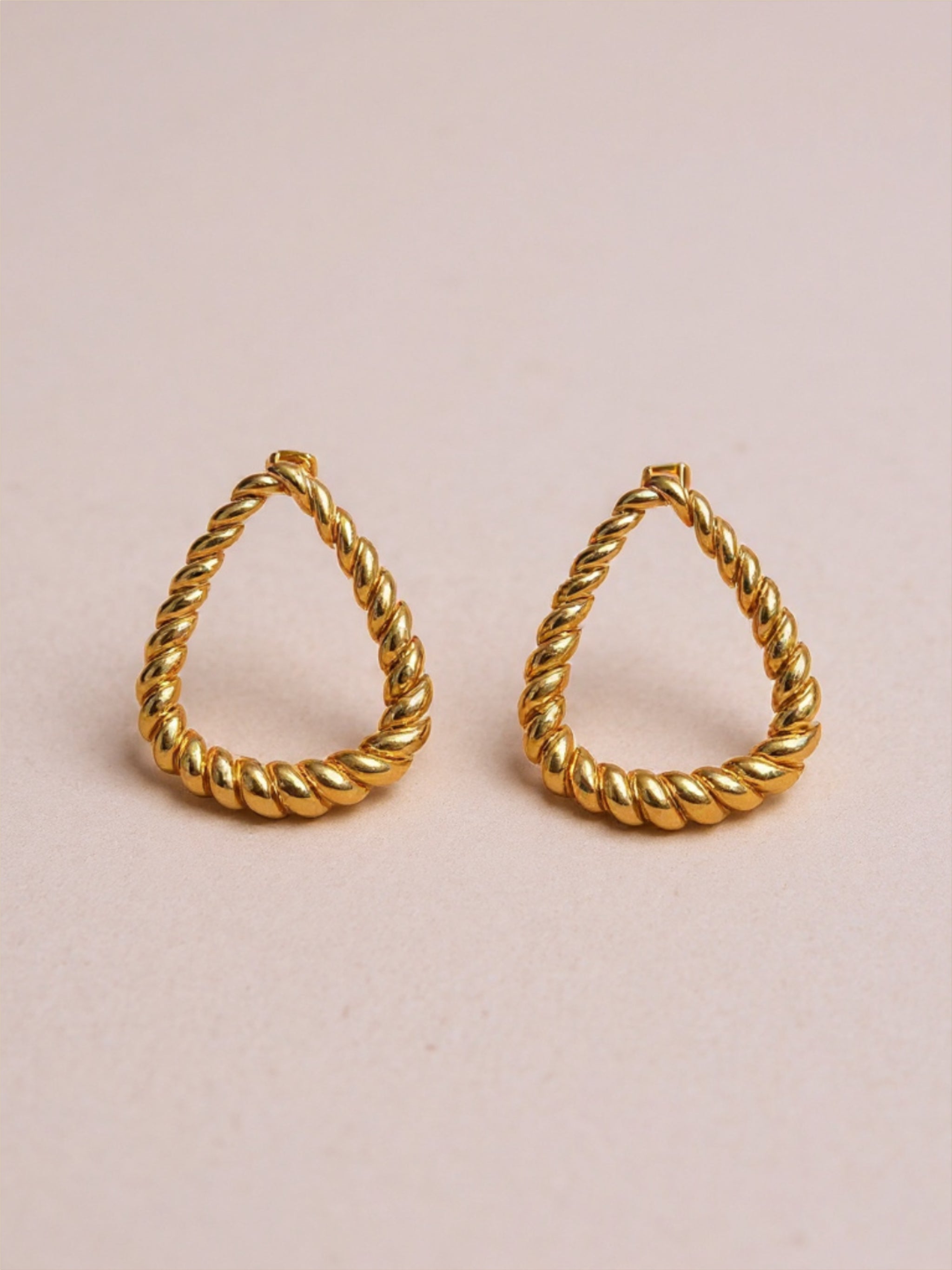 18K Gold Twisted Earrings