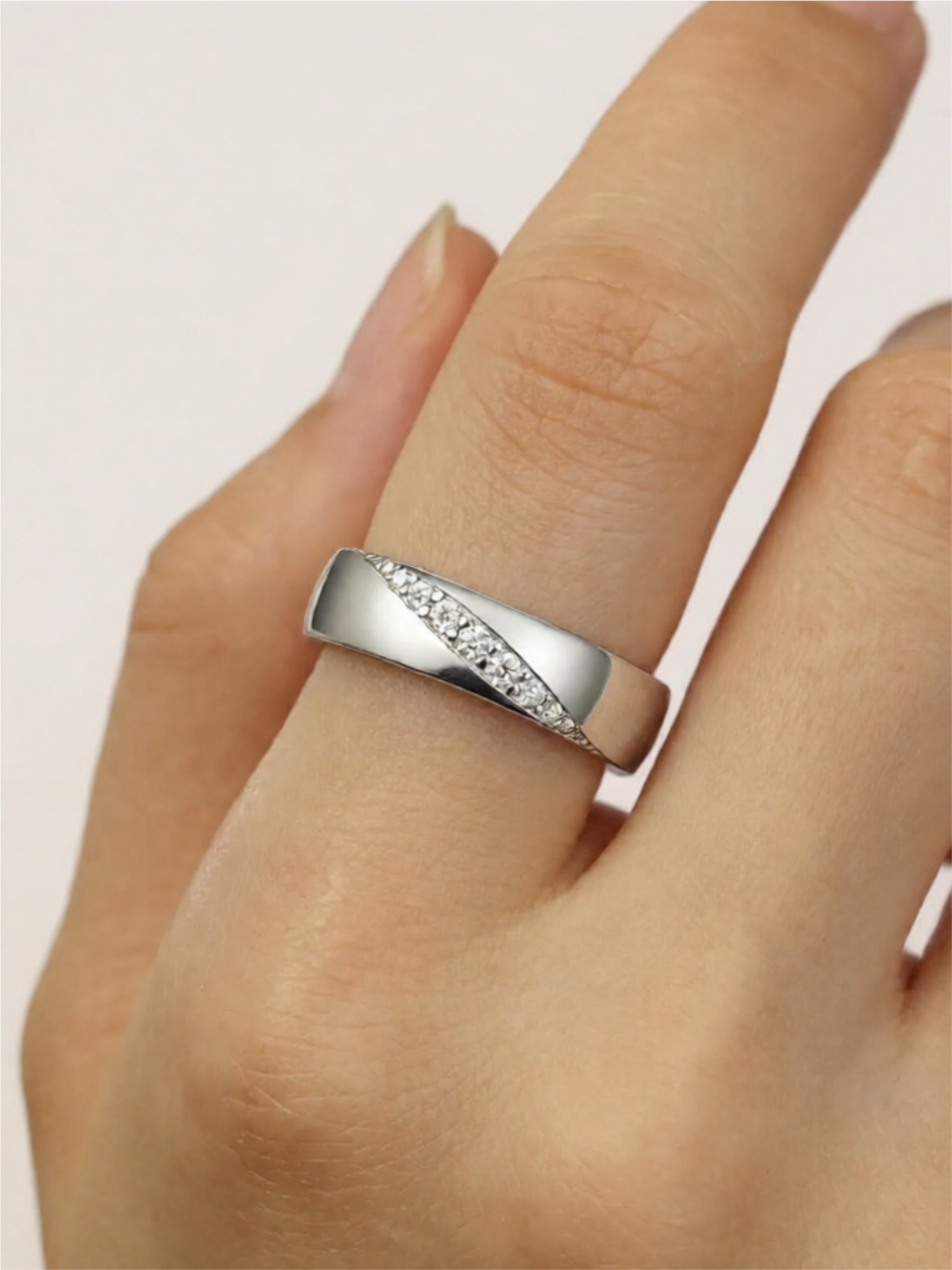 925 Sterling Silver Moissanite Ring