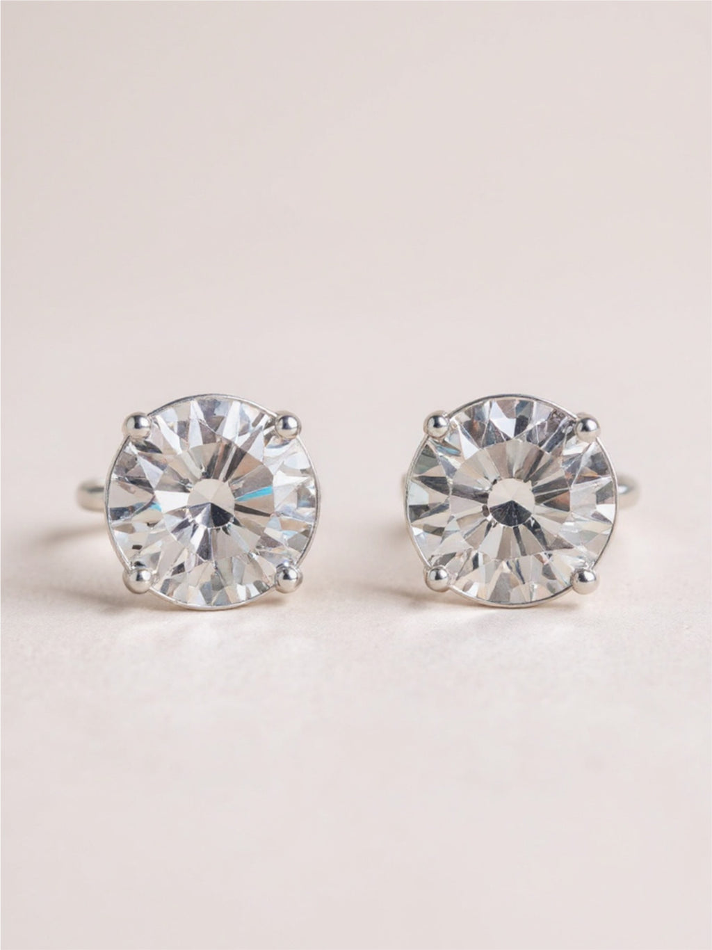 2 Carat Moissanite 925 Sterling Silver Stud Earrings