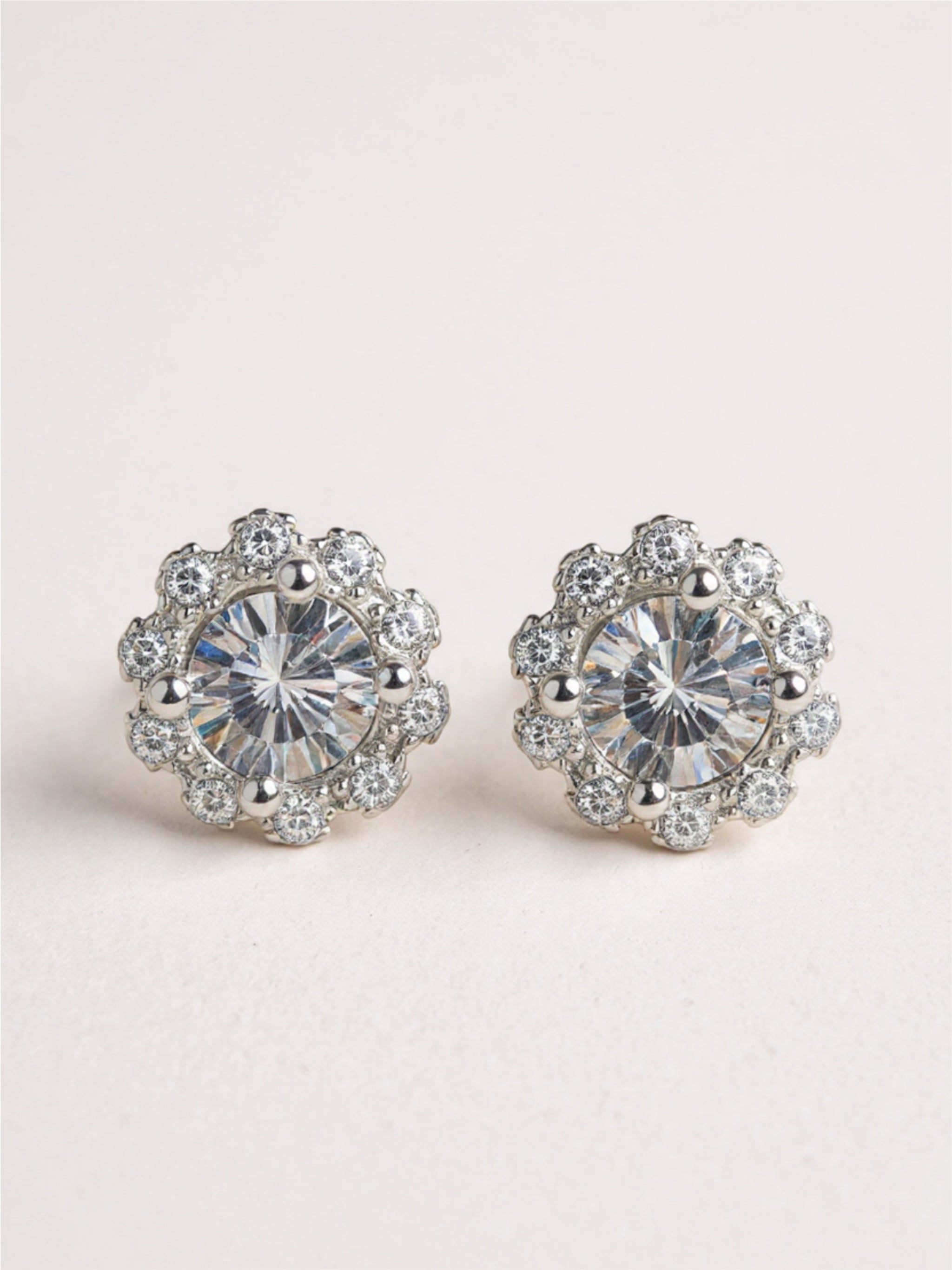 1 Carat Moissanite 925 Sterling Silver Floral Stud Earrings