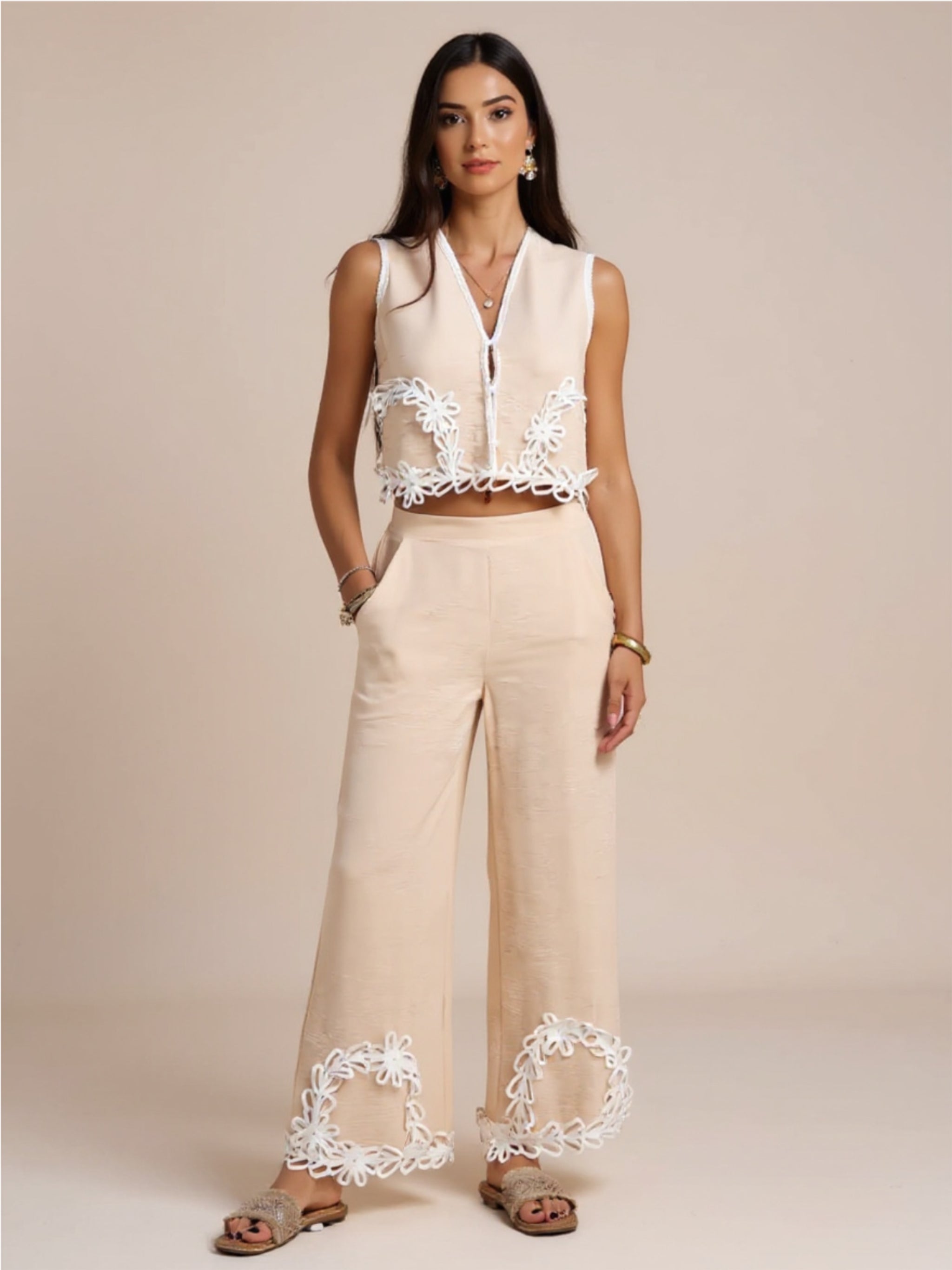 Devine Contrast Cropped Vest & Pants Set