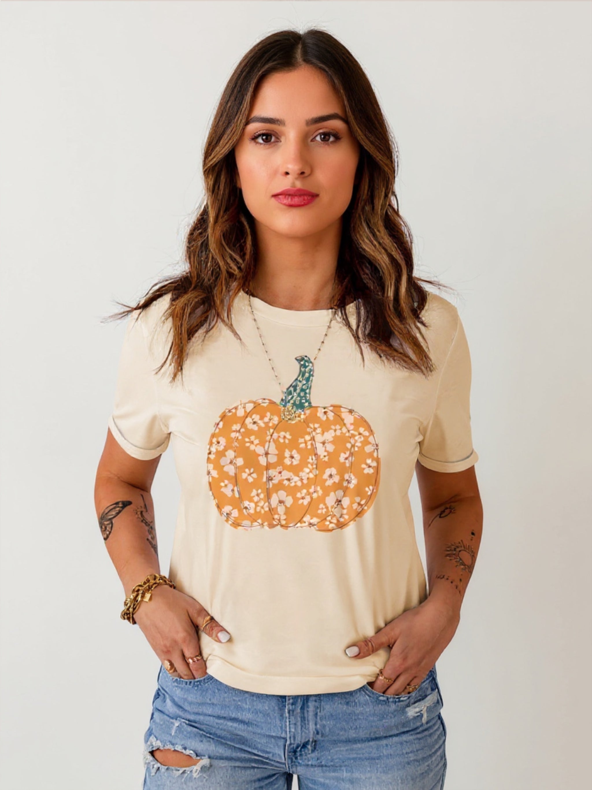 Pumpkin Graphic Round Neck Cuffed T-Shirt
