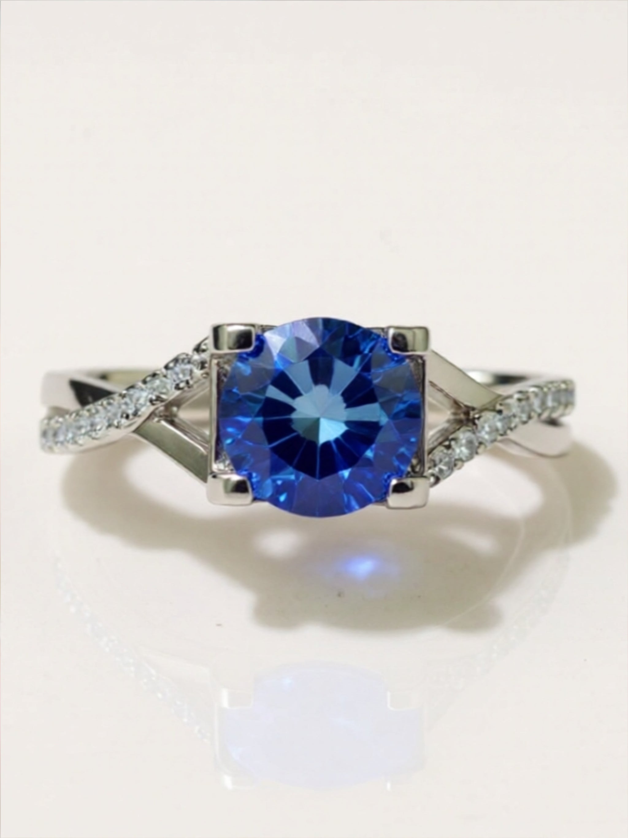 1 Carat Moissanite Crisscross 925 Sterling Silver Ring