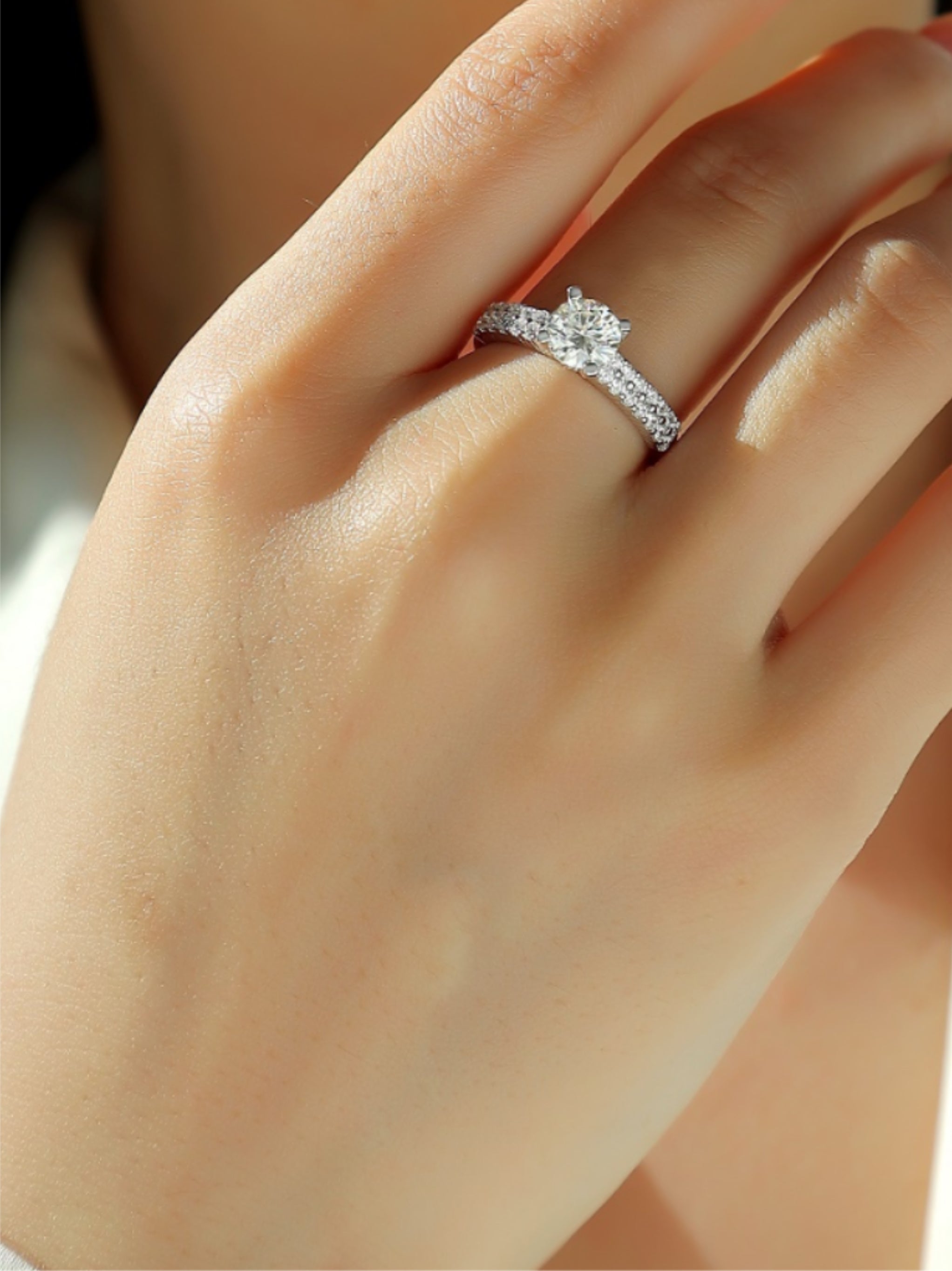 1 Carat Moissanite Engagement Ring – Round‑Cut Solitaire with Double Pavé Band