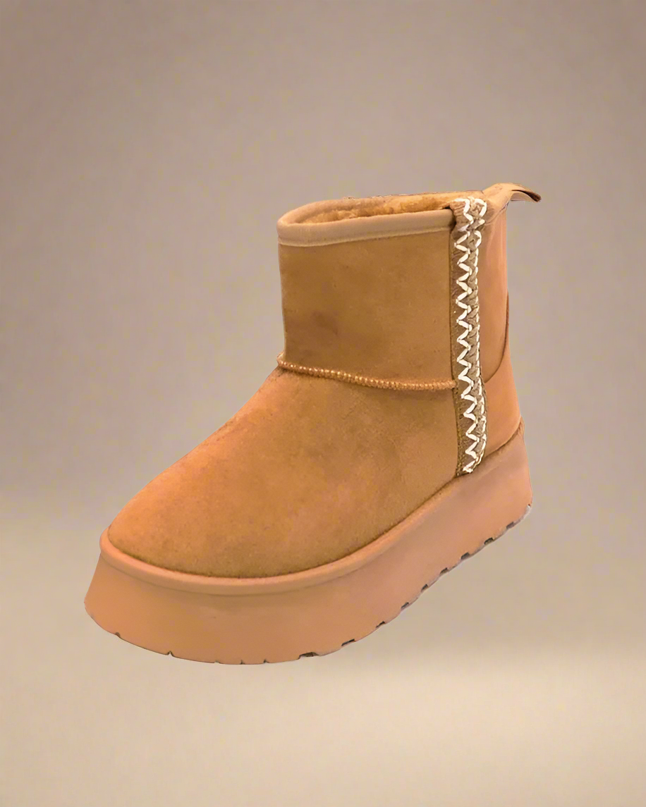 Round Toe Platform Boots