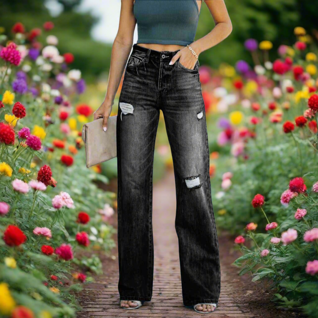 Distressed Straight Leg Jeans