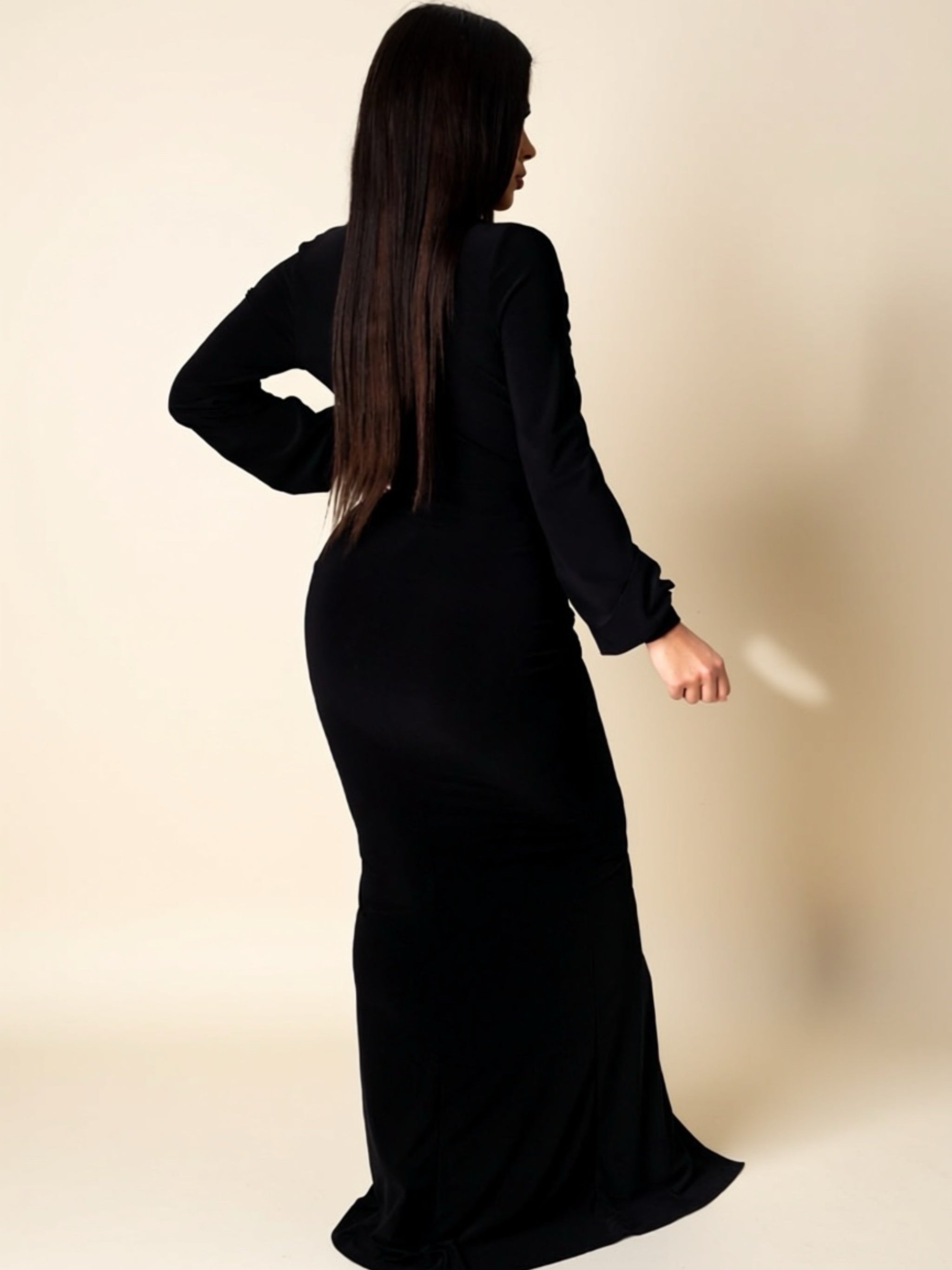 Elegant Deep V‑Neck Long Sleeve Maxi Dress
