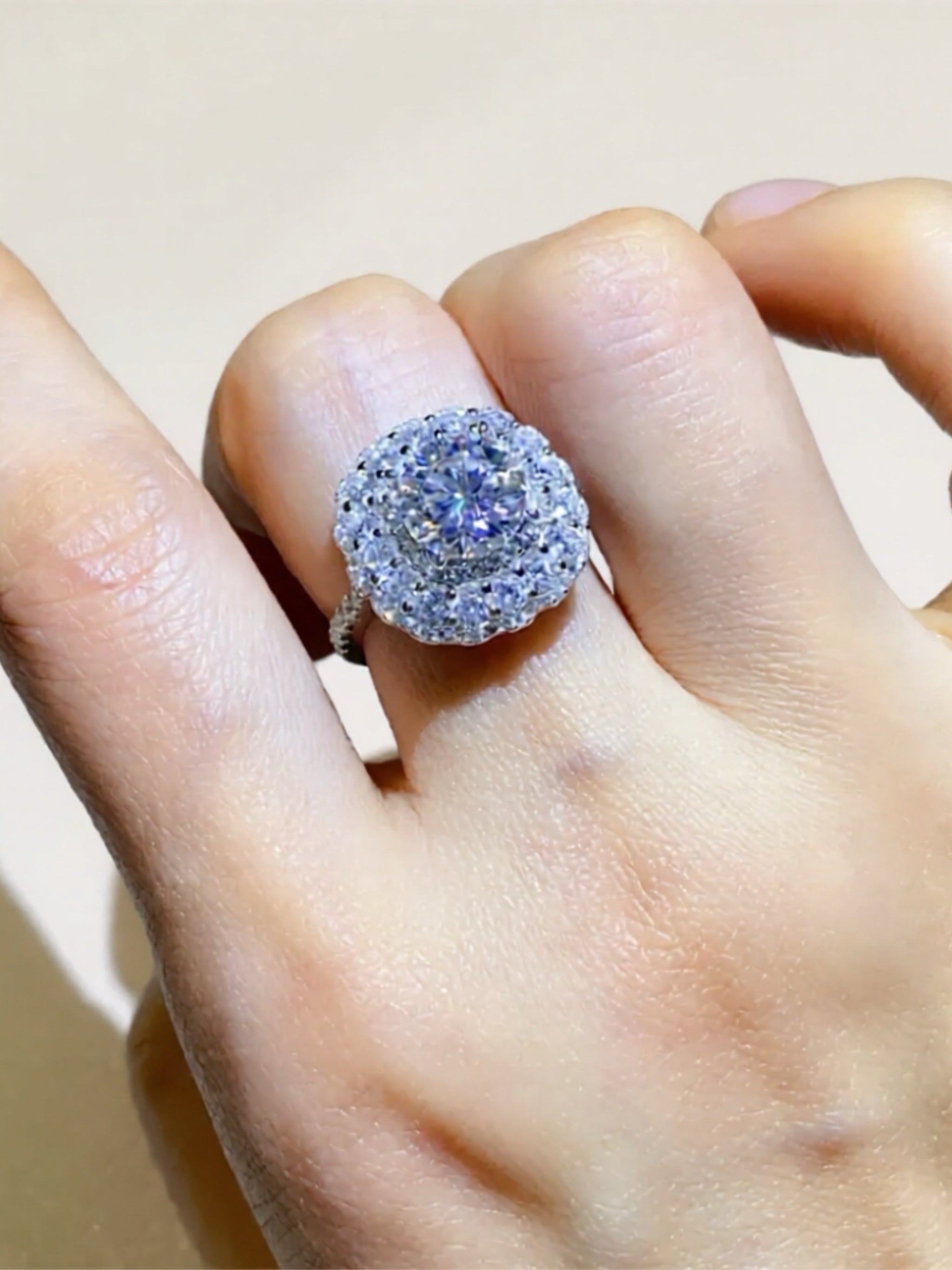2 Carat Moissanite 925 Sterling Silver Ring