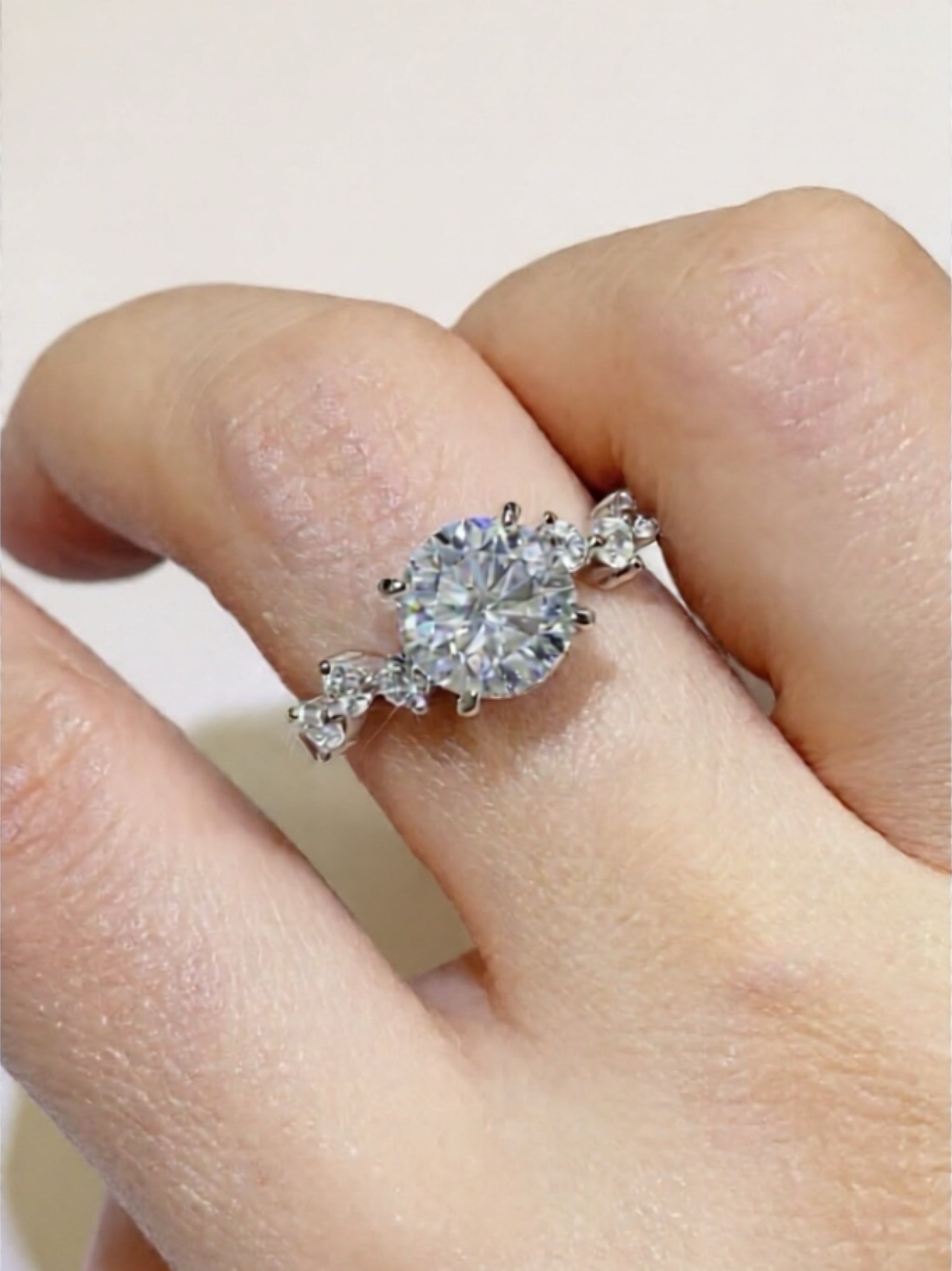 2 Carat Moissanite 925 Sterling Silver Ring