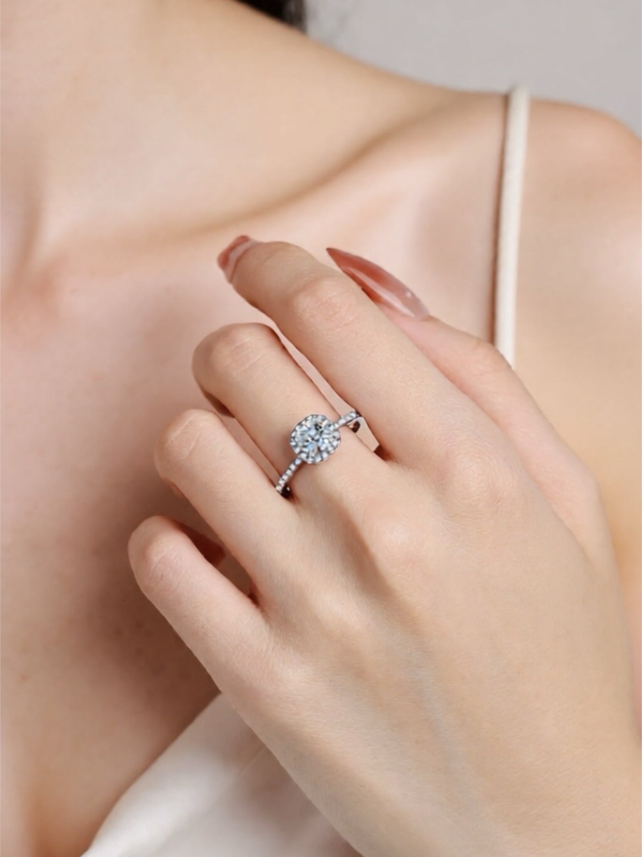 1 Carat Moissanite 925 Sterling Silver Halo Ring