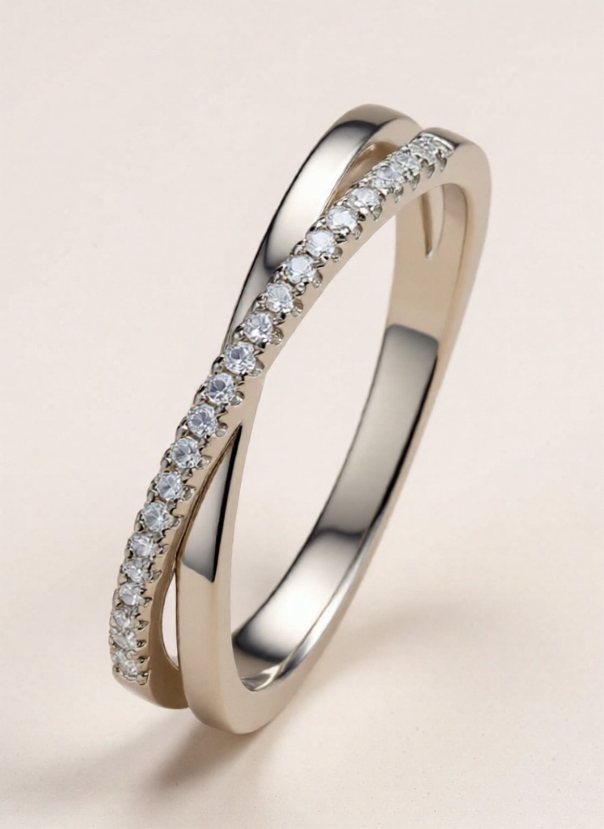 925 Sterling Silver Crisscross Moissanite Ring