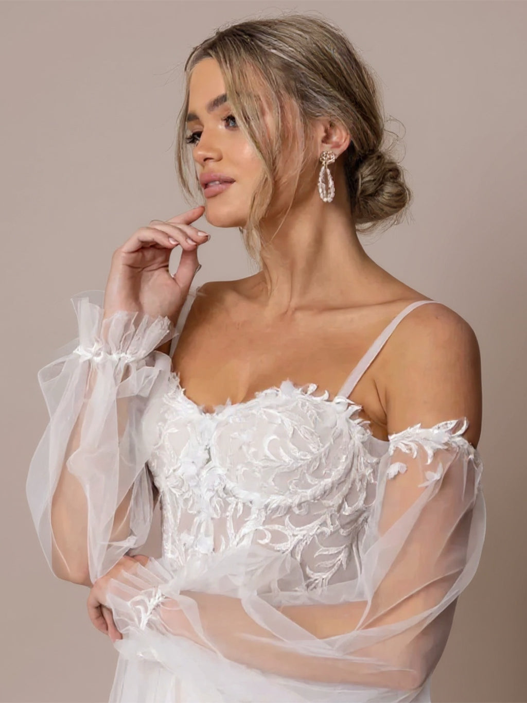 Spaghetti Strap Mini Bridal Dress with Flower Appliques