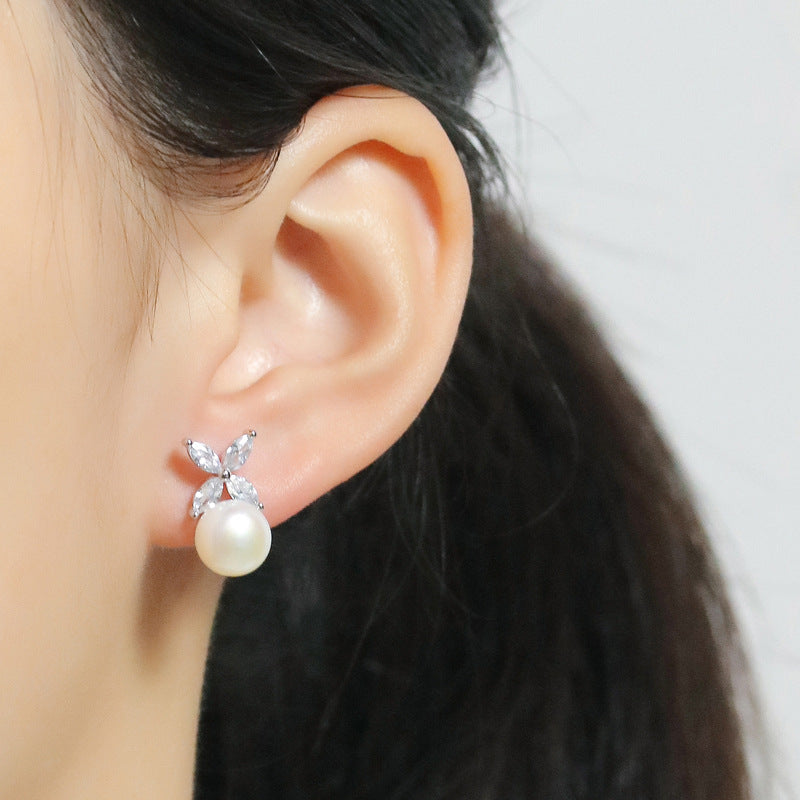 S925 Sterling Silver Stud Earrings with Natural Pearls